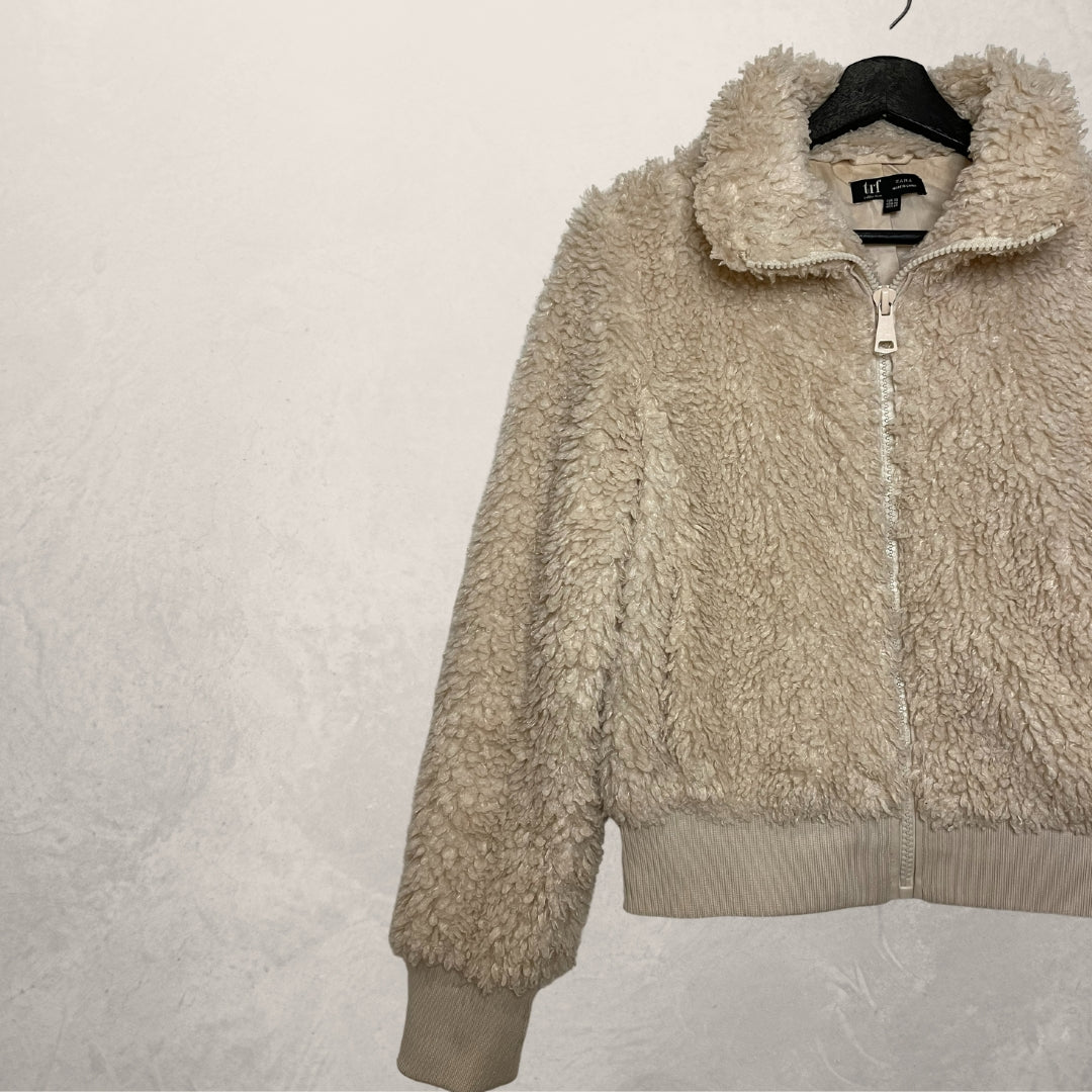 ZARA wit teddyjas MAAT XS