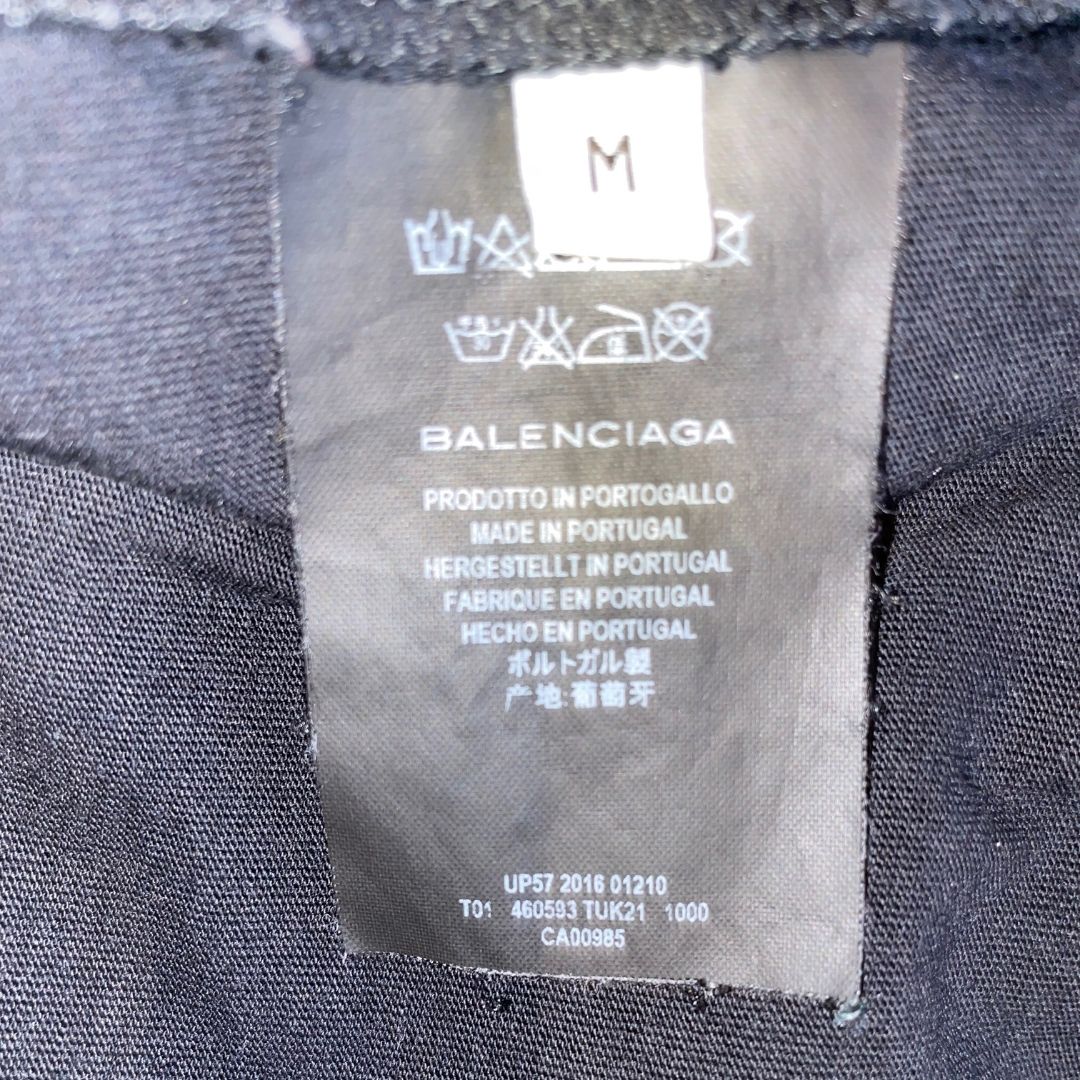 BALENCIAGA black essential t-shirt SIZE MEDIUM