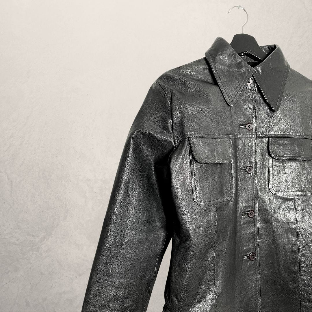 VINTAGE black leather jacket SIZE SMALL