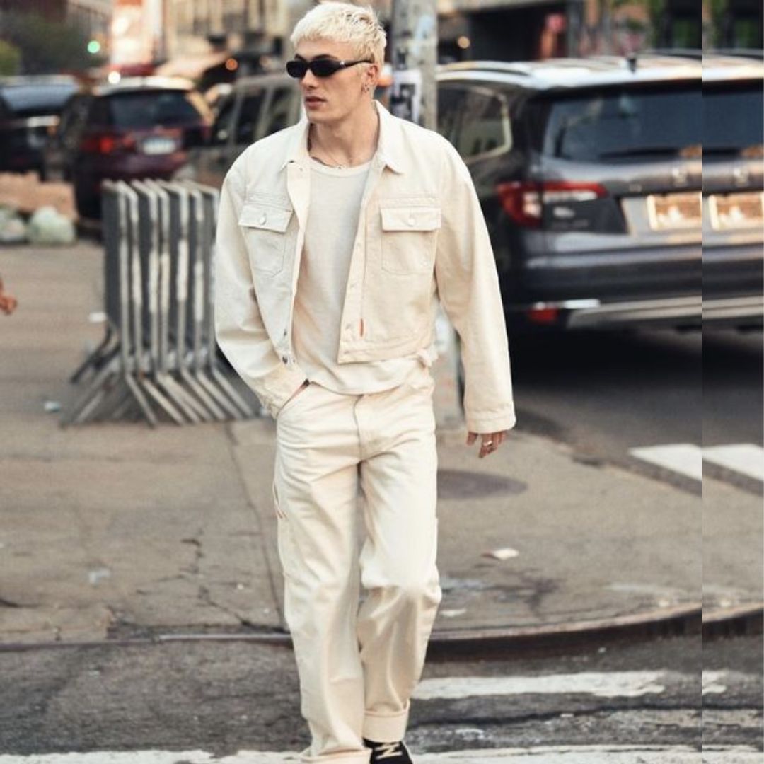 WEEKDAY getinte ecru lash jeans MAAT 27/30