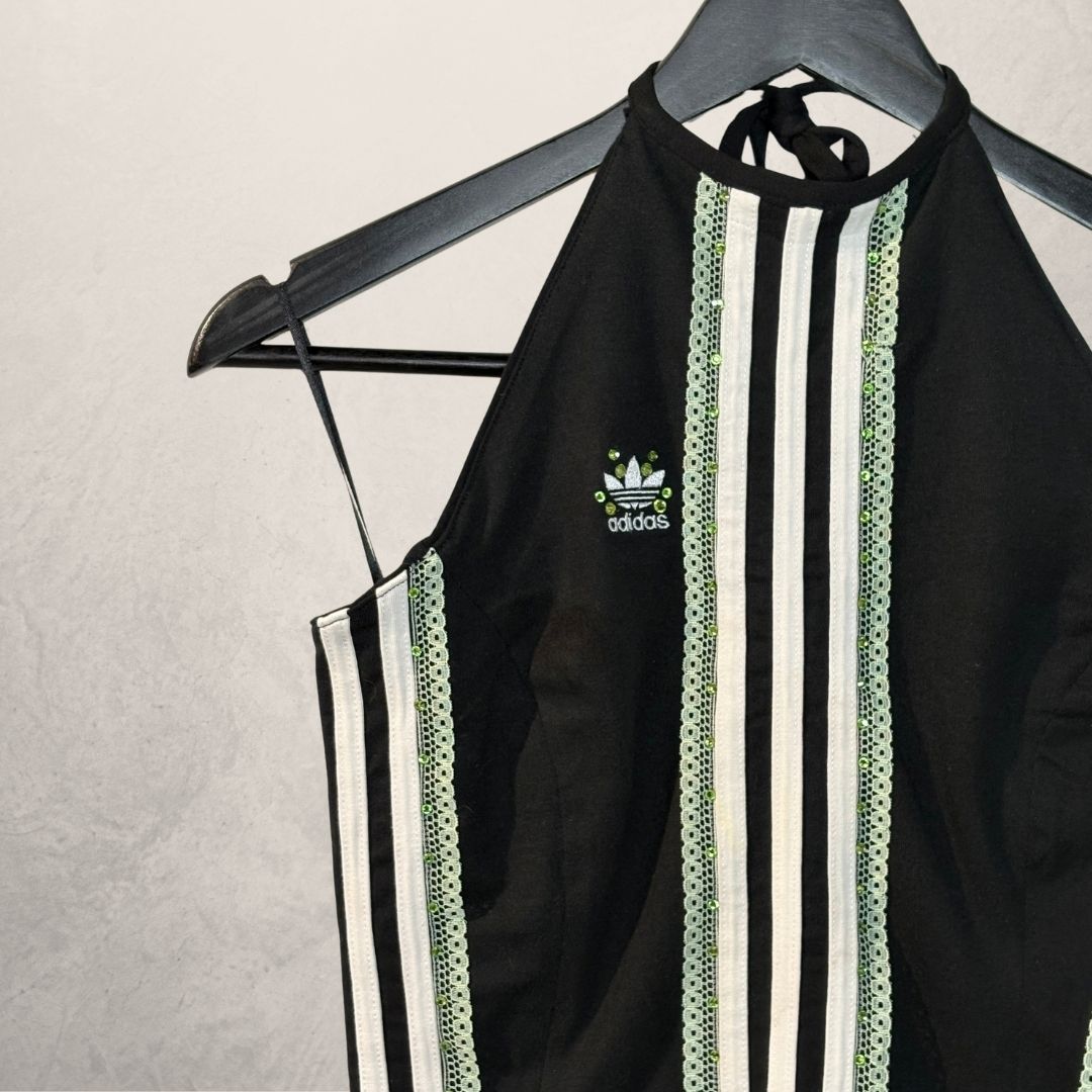 Adidas zwart/groene korsettop OS - door Aida Sans Fin