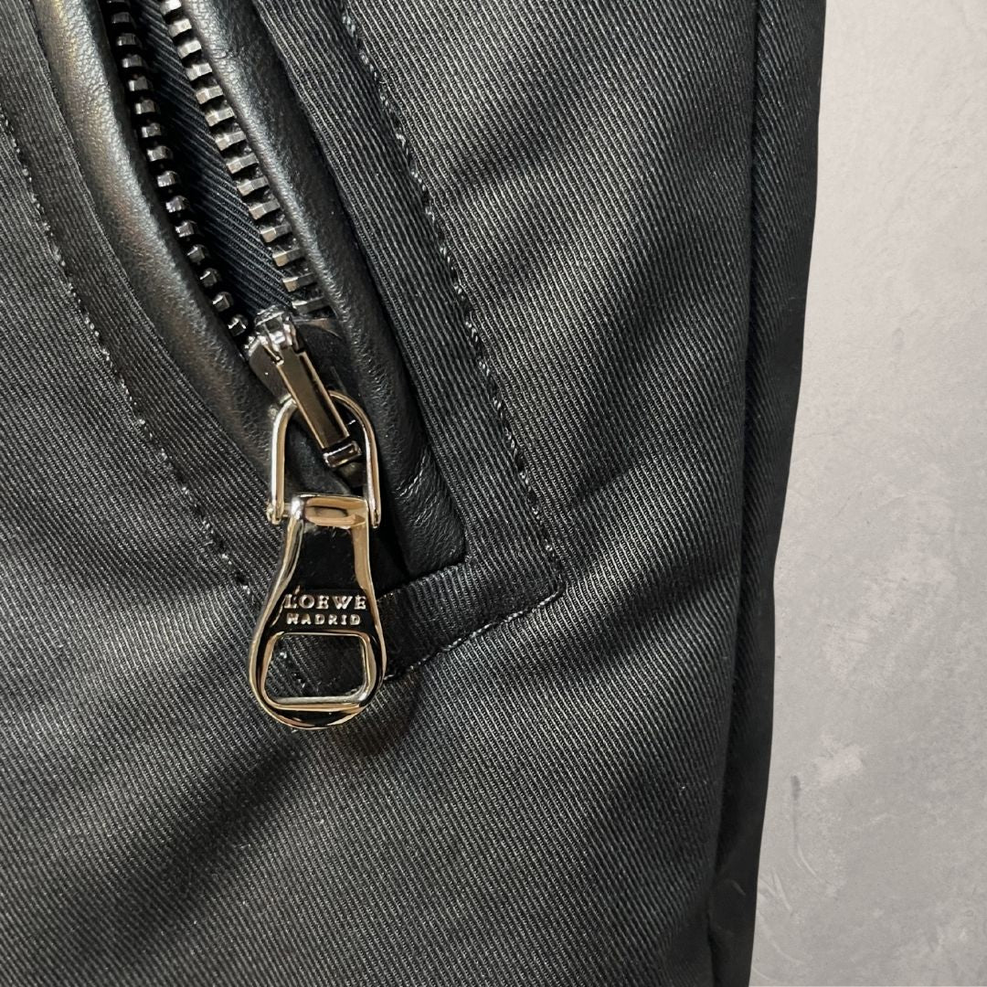 Vintage Loewe zwart omkeerbaar nylon &amp; leren vest S