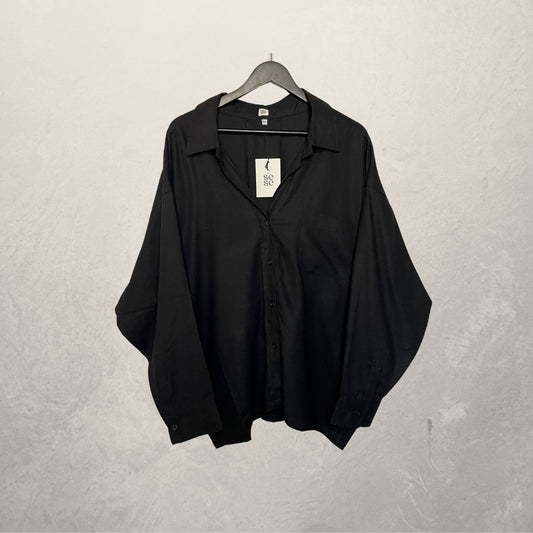 Black	linen mix 	Chloe shirt	S/M	- by SESE