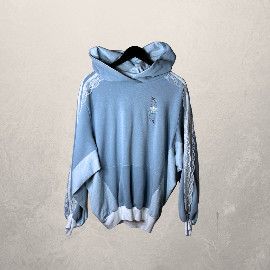 Adidas	Lichtblauw	Katoen	Hoodie met details	Oversized hoodie L- by	Aida Sans Fin