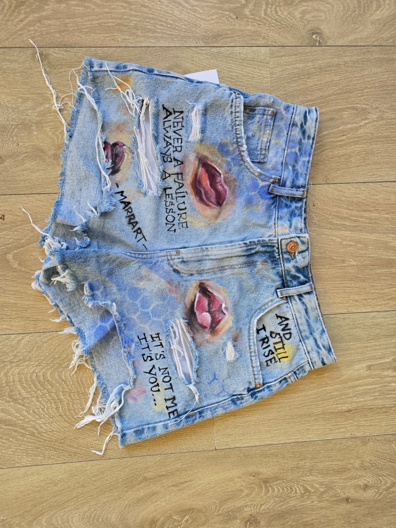 Lippy shorts M/L- By M.a.r.r.art