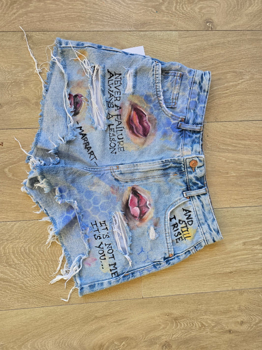 Lippy shorts M/L- By M.a.r.r.art