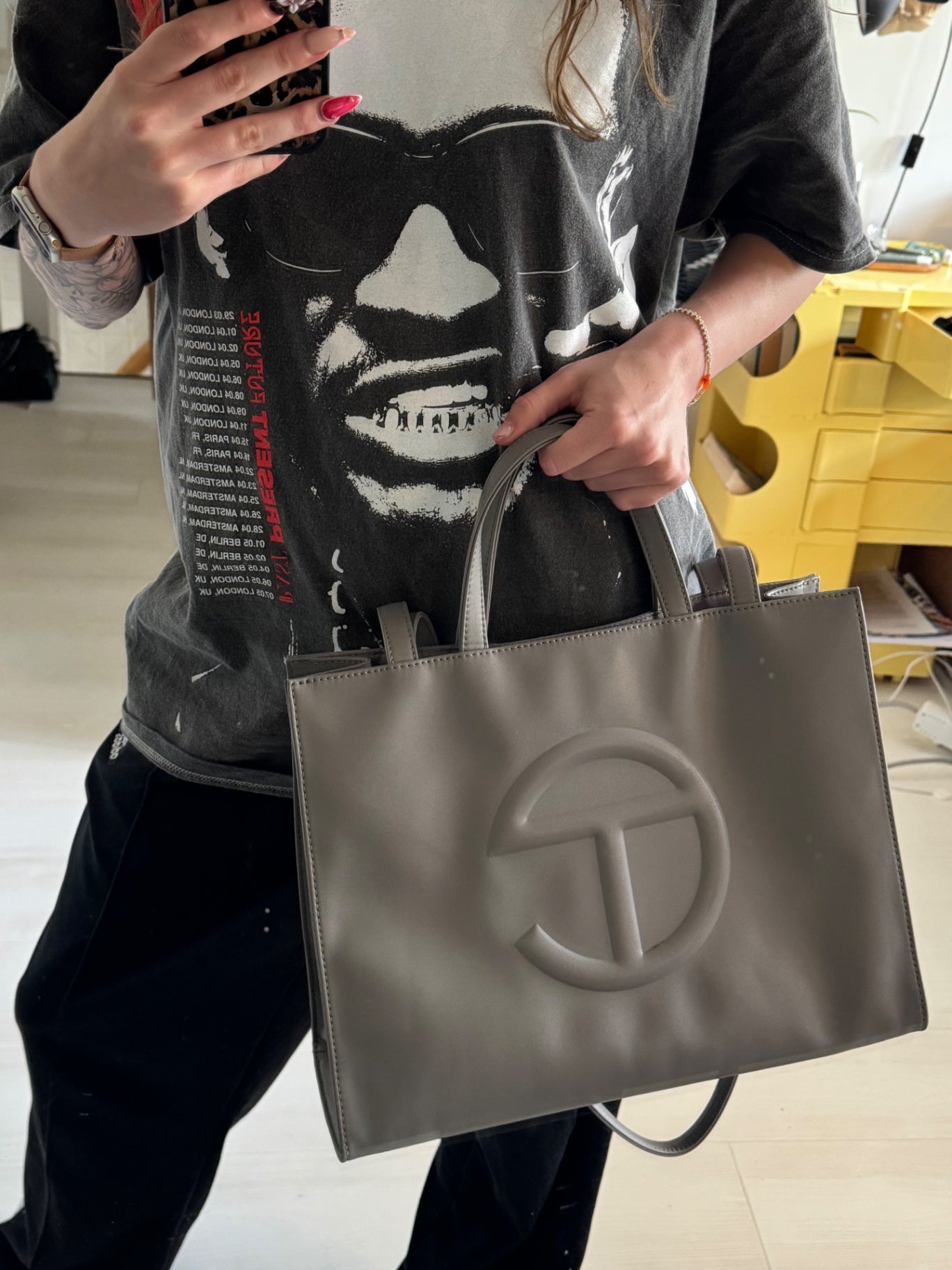 Telfar gray medium tote bag (good condition)