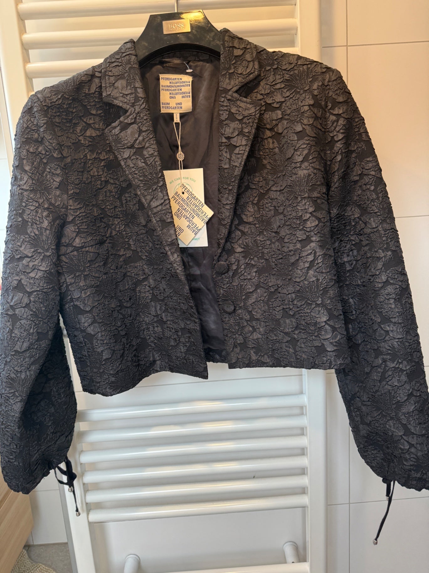Baum und pferdgarten black crop blazer top S