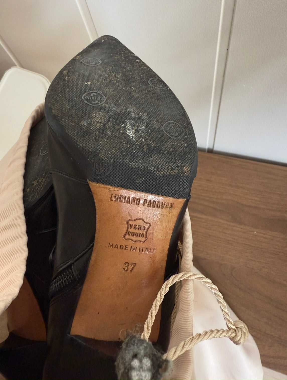 Luciano Padovan black heeled boots 37