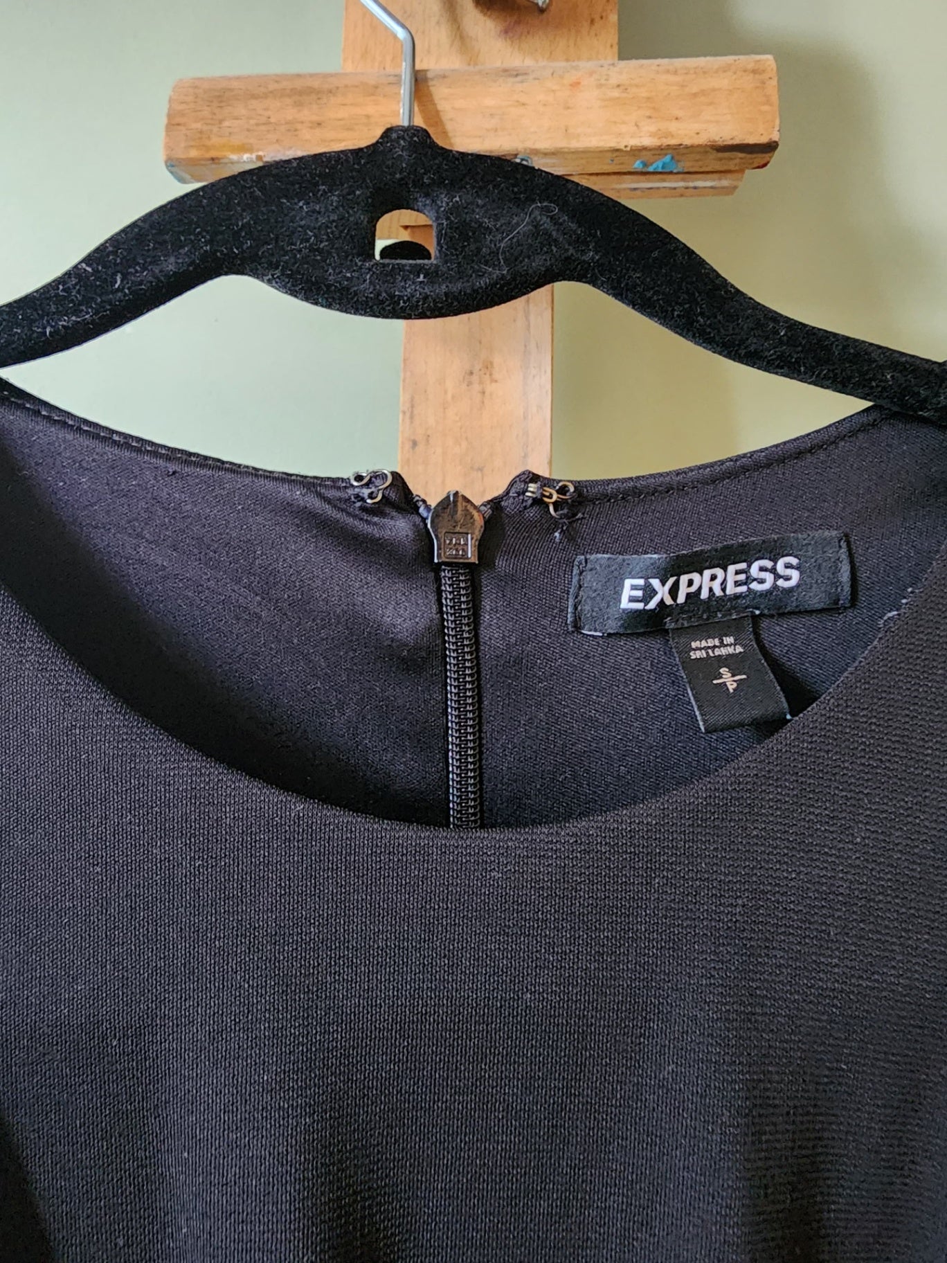 Express black sleeveless jumpsuit S