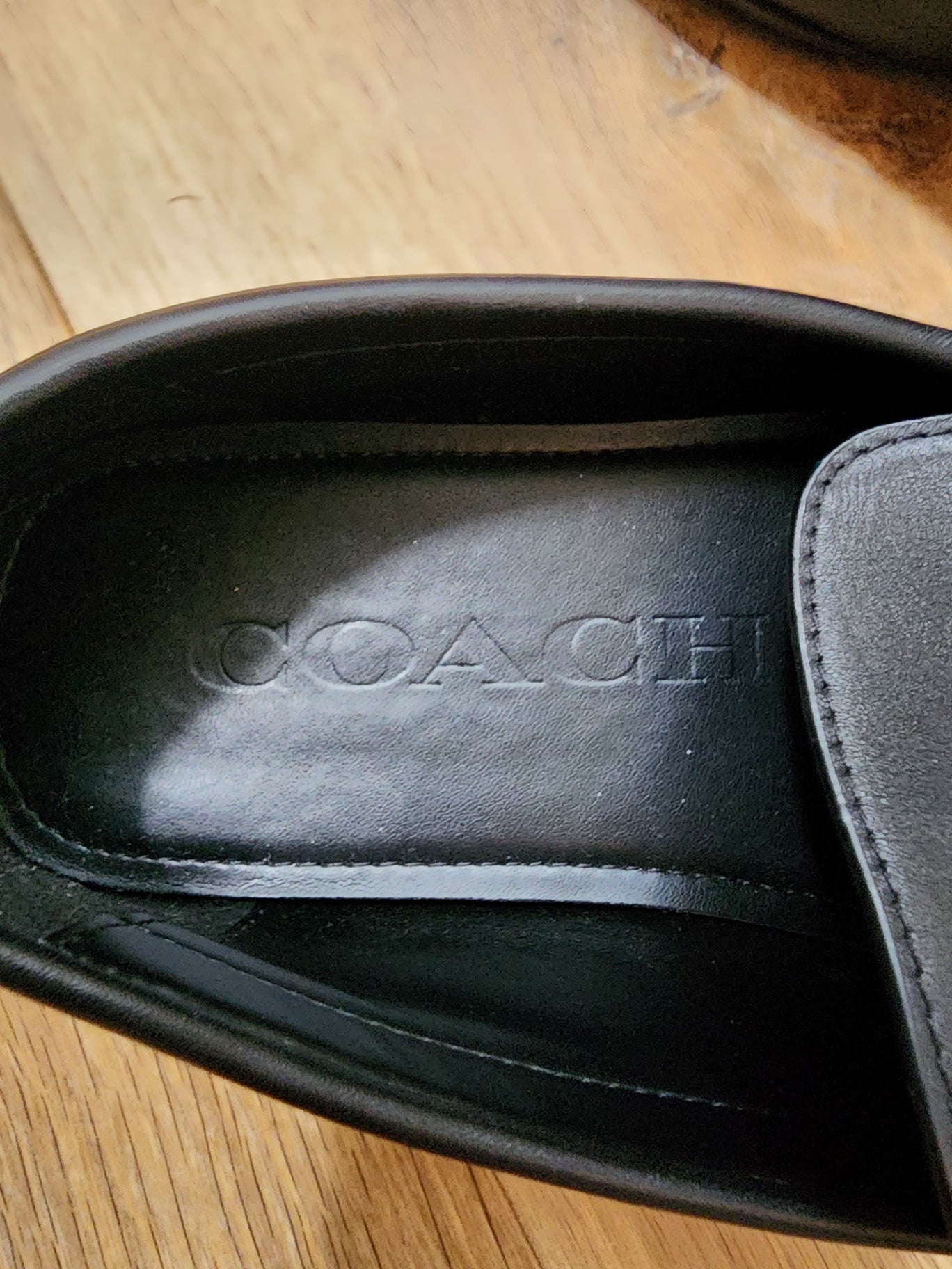 COACH Black leather chain loafers 40