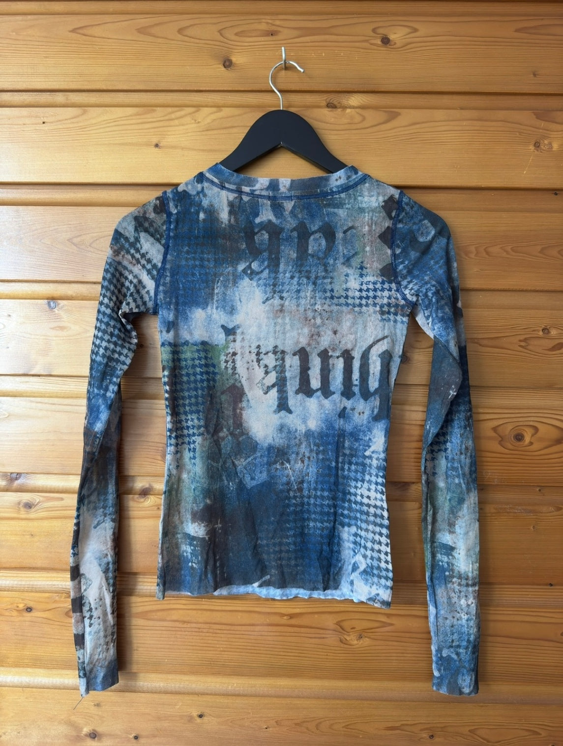 Vintage blue graphic mesh top S