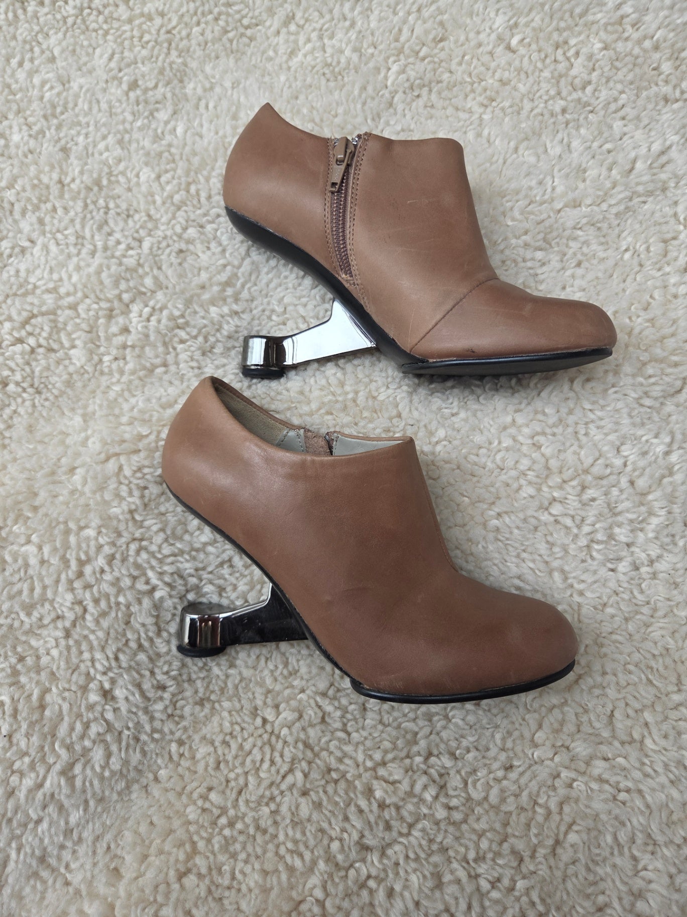 United Nude Taupe ankle boot heels 36