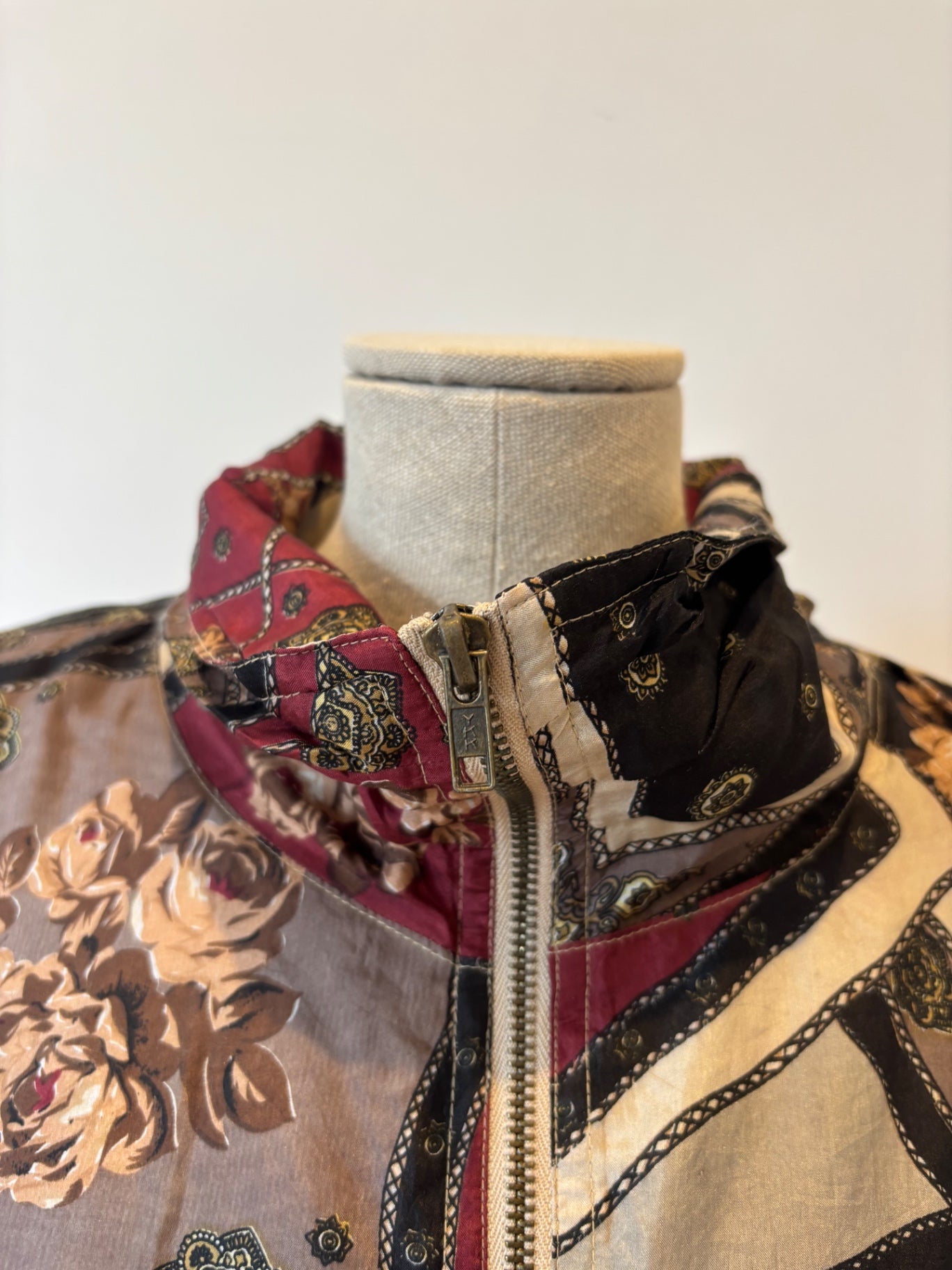 Vintage EVR  multicoloured geometric rose printsilk bomber jacket M