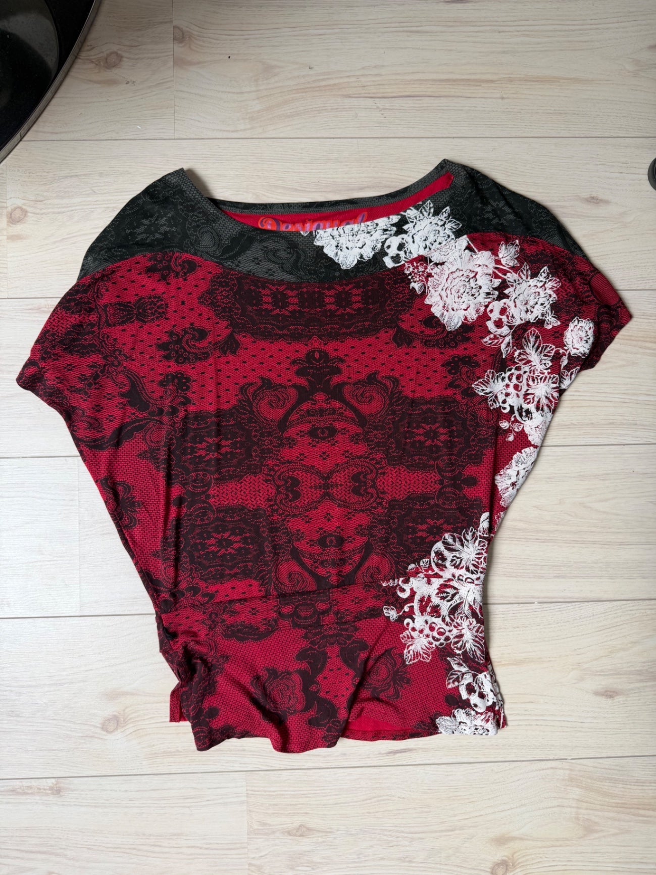 Desigual Red, Black, White M
