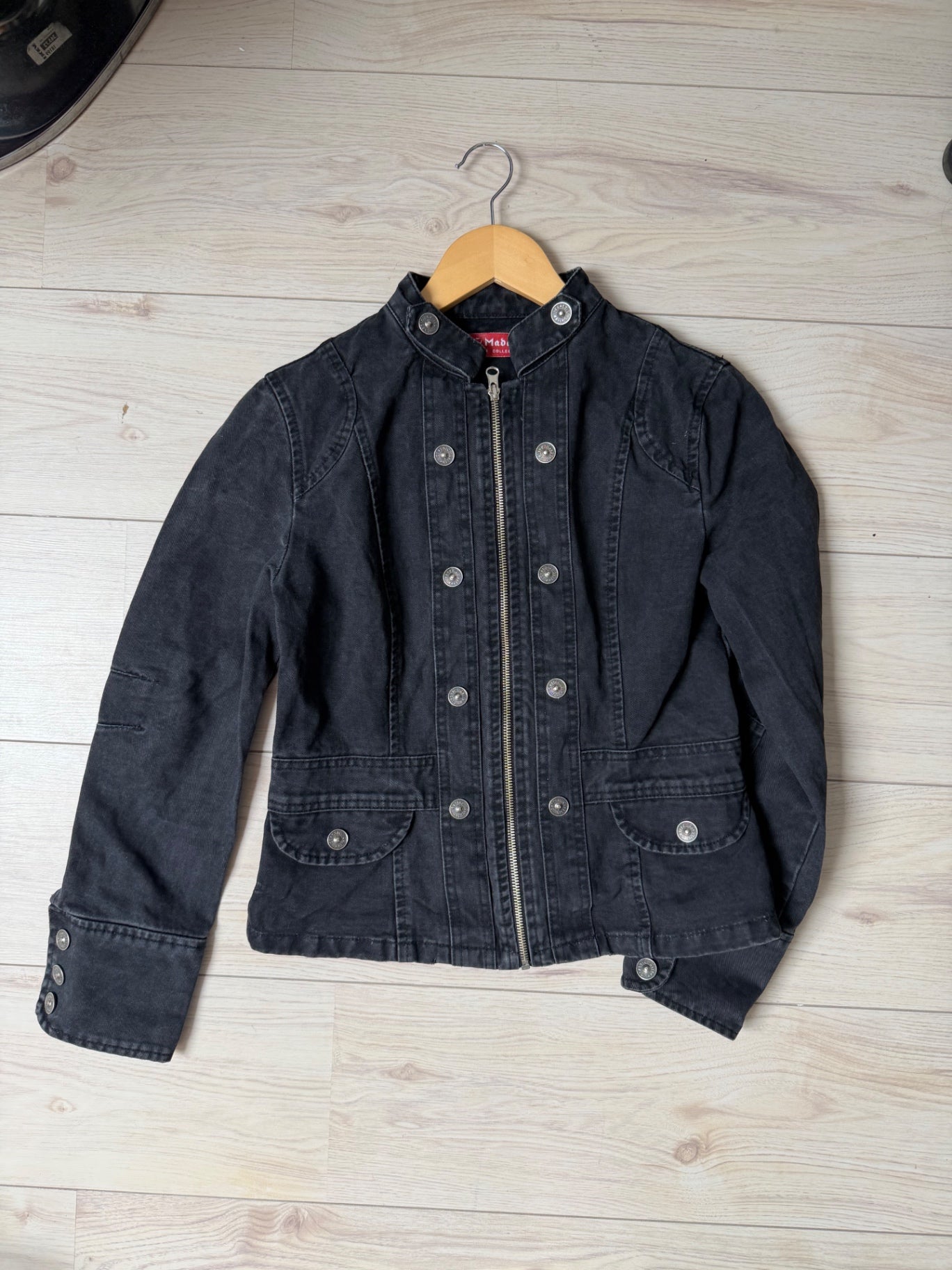 Vintage Black M