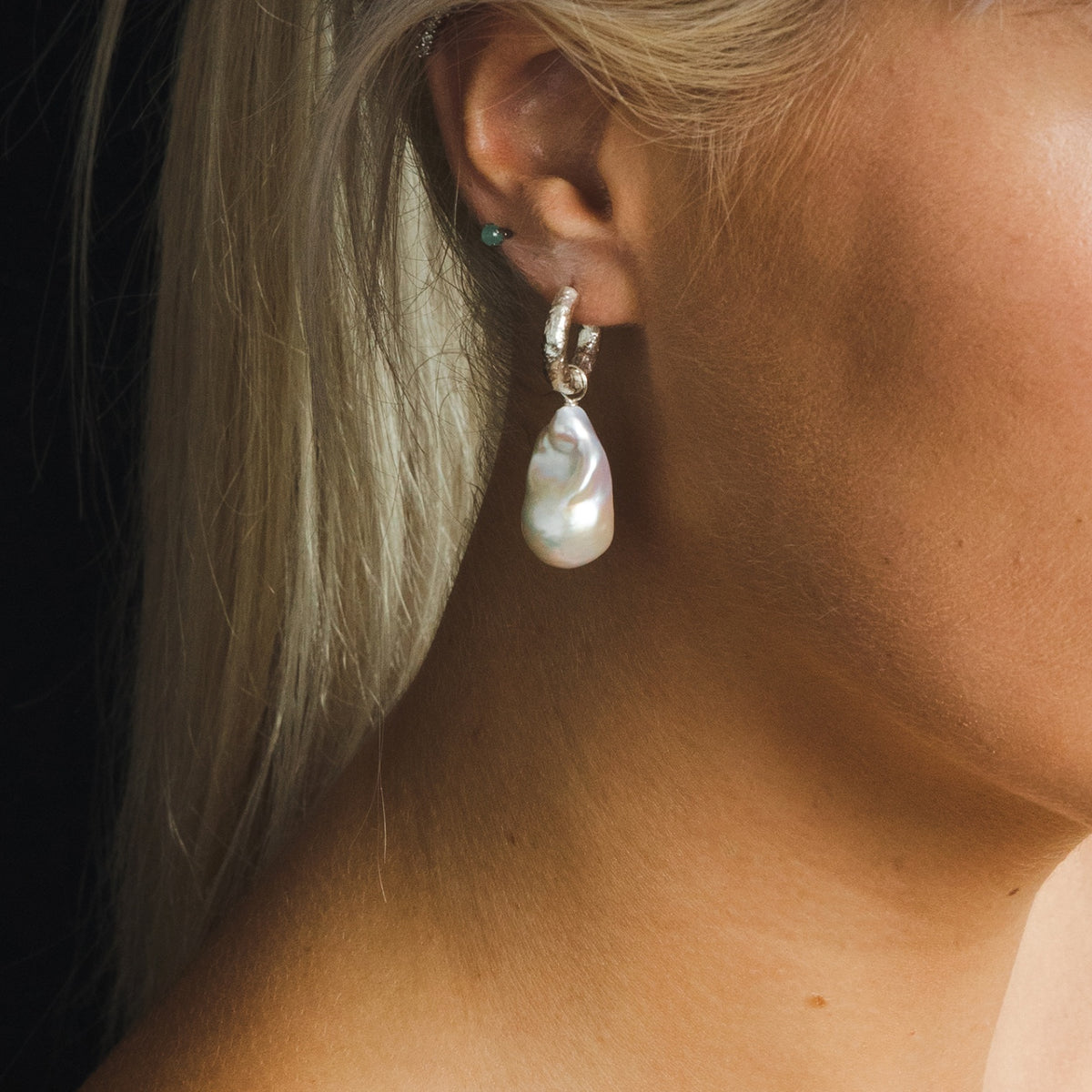Bice Freshwater Baroque Pearl Earring with Chunky Hoop