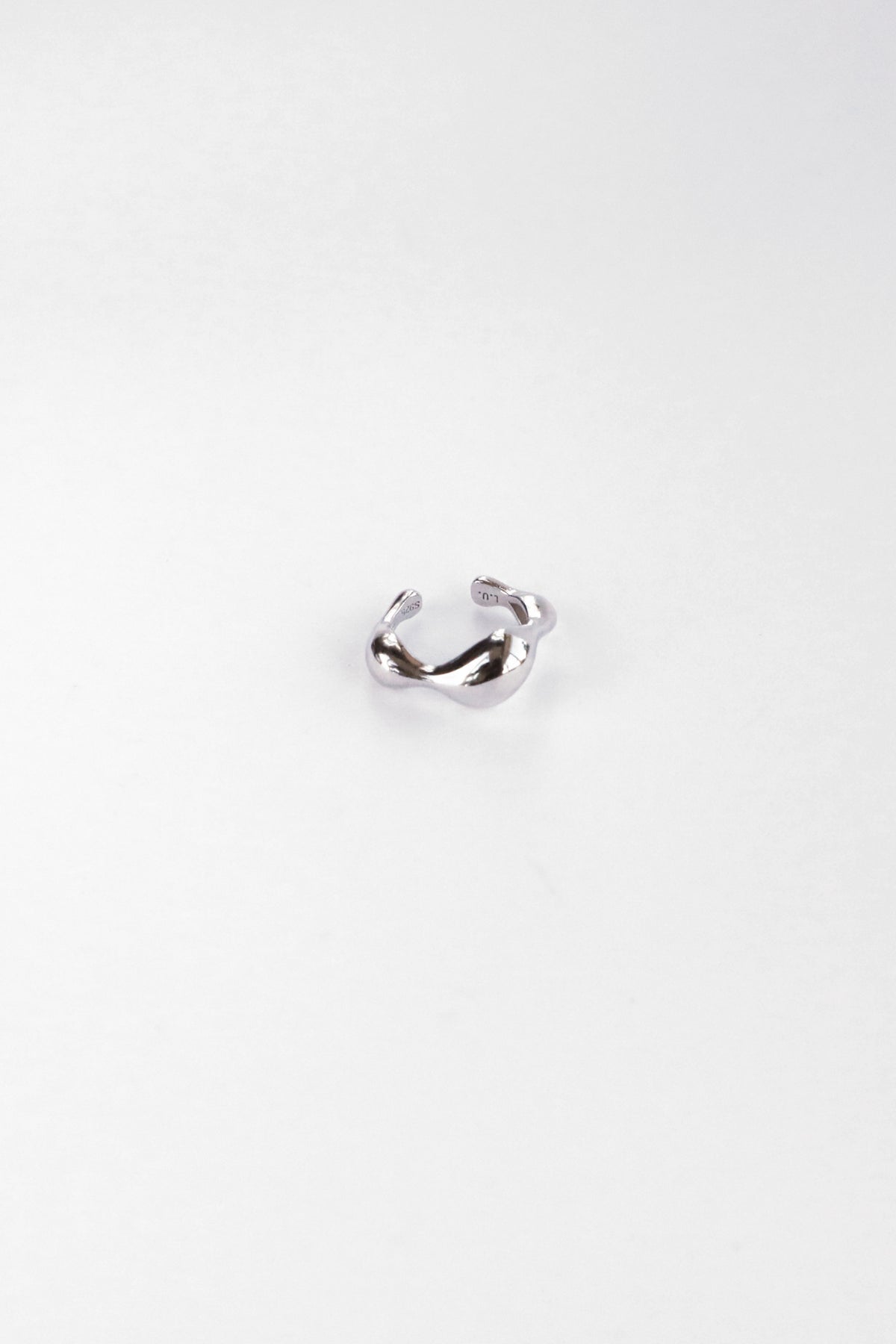 Nico Organic Shape Ear Cuff 