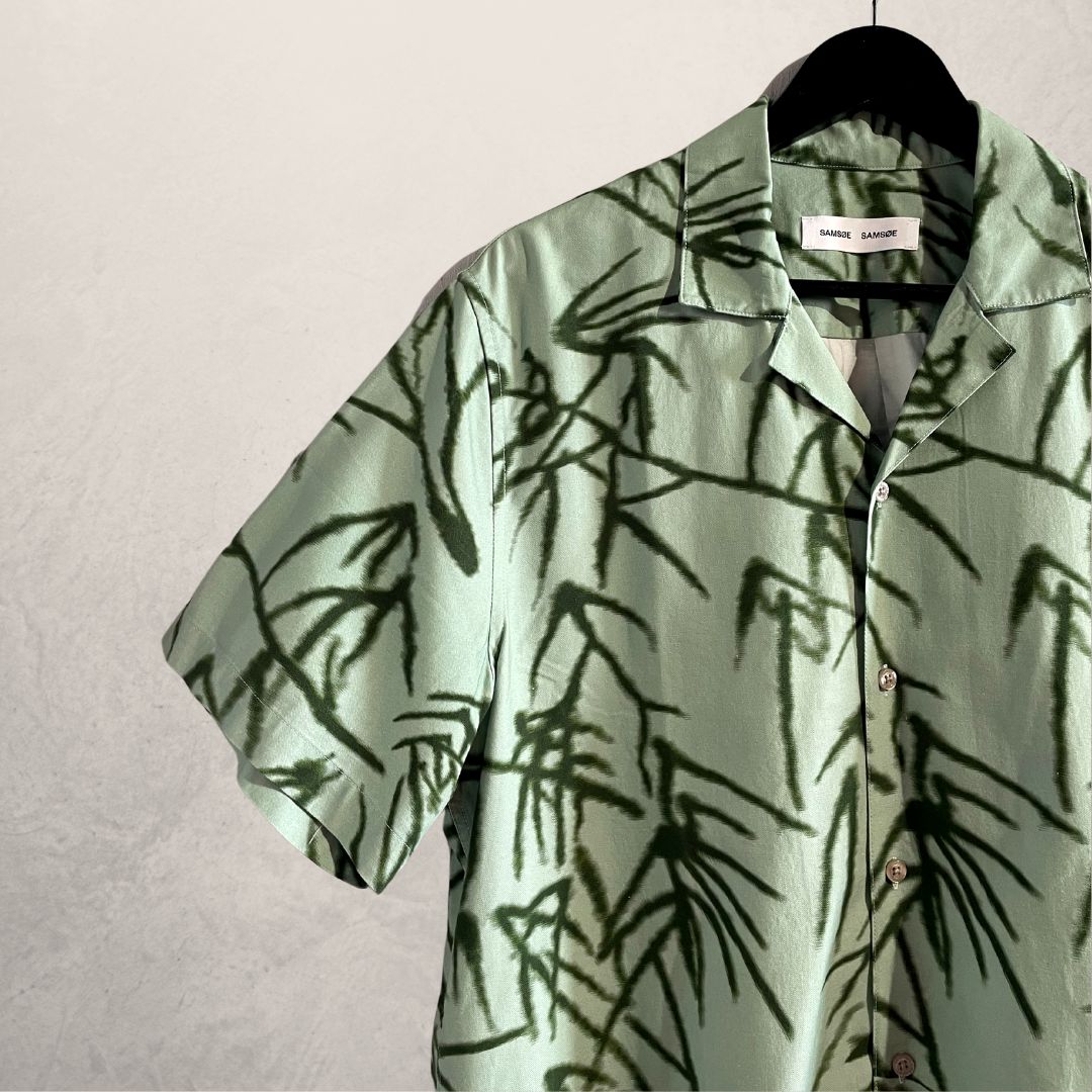 Samsoe Samsoe green graphic shirt L