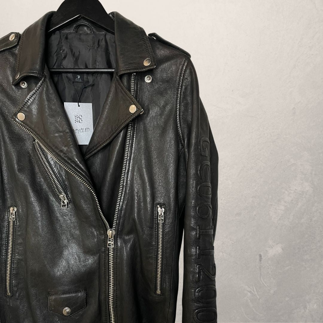Zwart leer + koeienhuid UPCYCLED jack S- van SESE