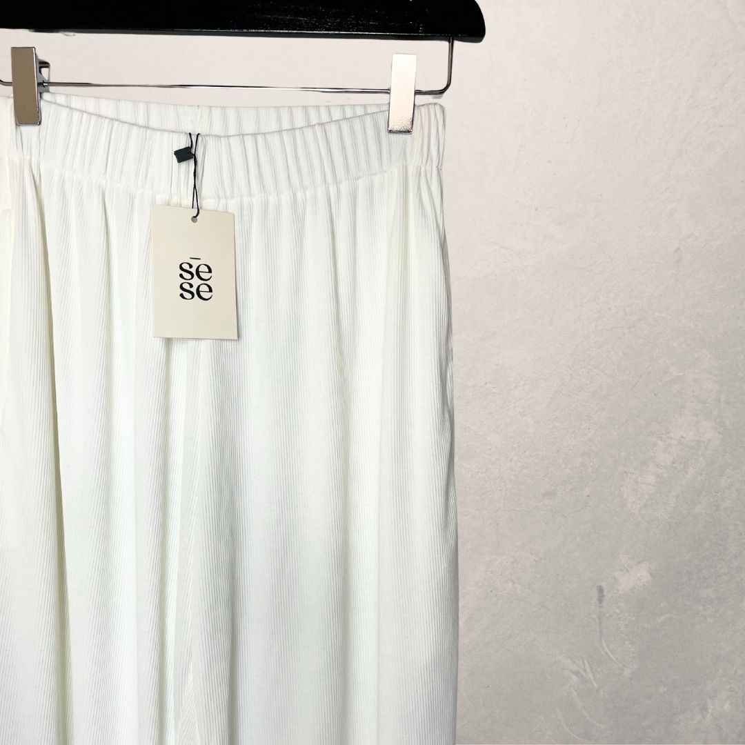 White	viscose / poly	Gina pants	S	- by SESE