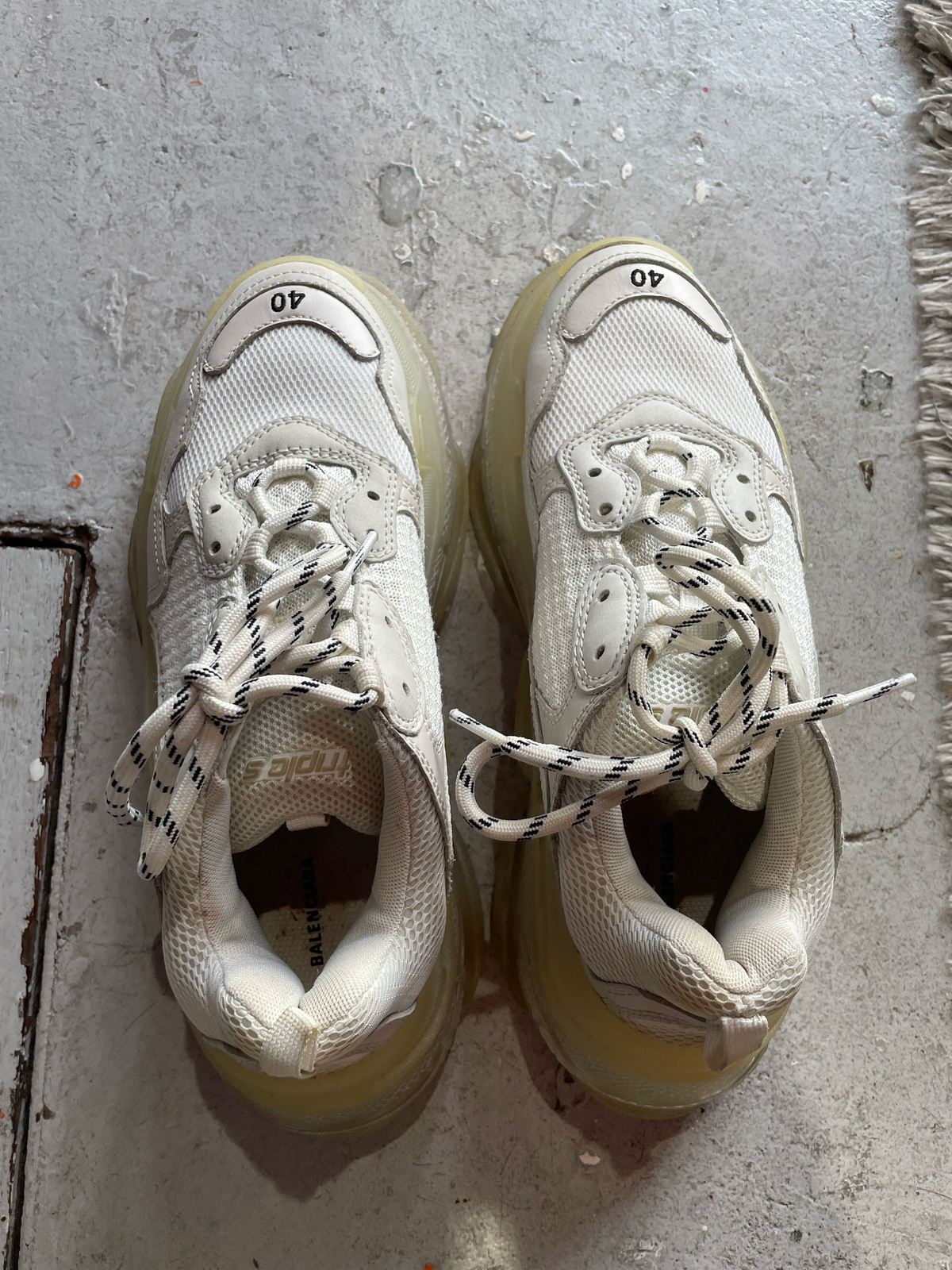 Balenciaga Triple S Clear Sole beige collectie sneakers 40