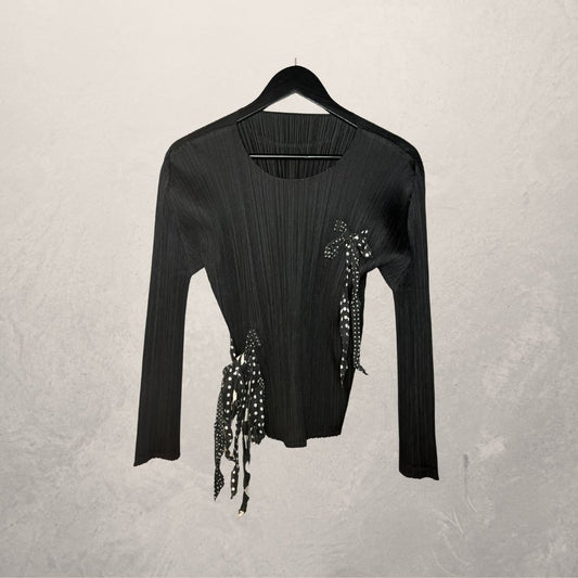 Issey Miyake pleats please	black polyester longsleeve bow blouse XS
