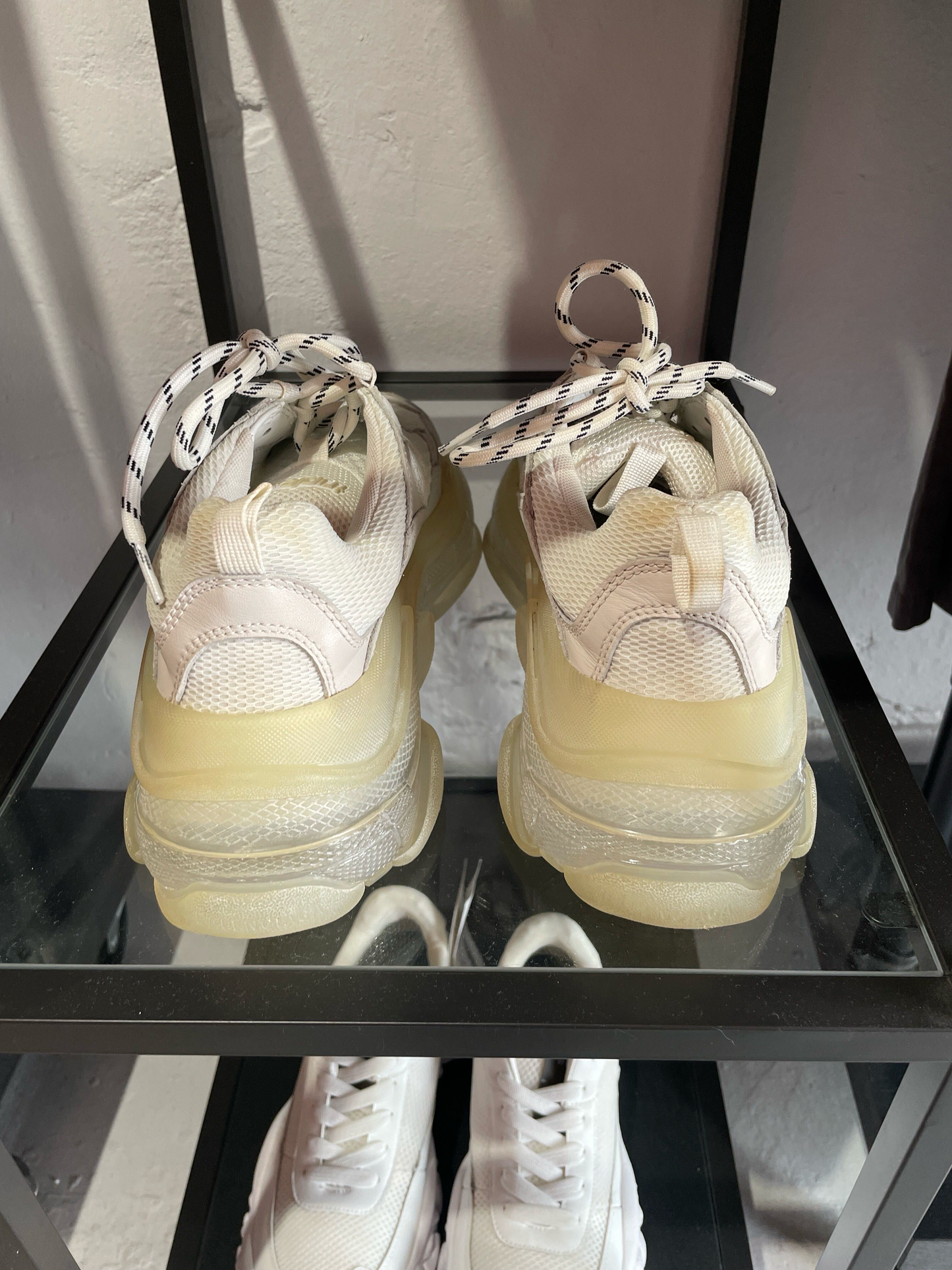 Balenciaga Triple S Clear Sole beige collectie sneakers 40