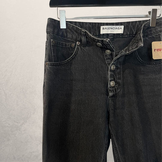 Balenciaga zwarte raw button straight leg denim broek maat 36