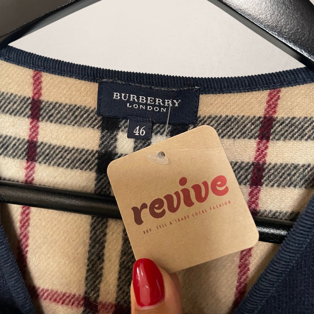 Burberry navy wool gilet tartan lining M