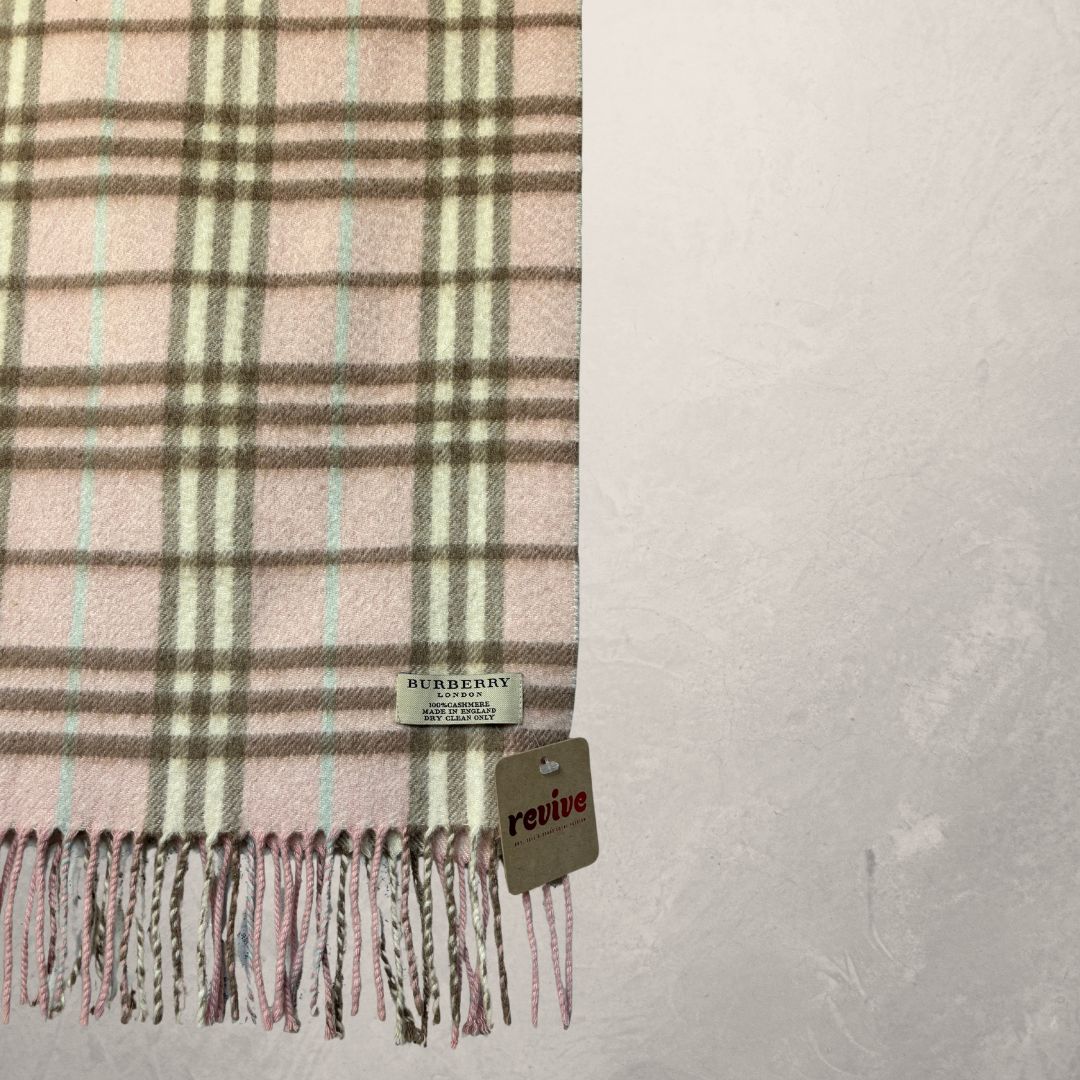 Burberry pink tartan wool scarf - 100cm (good condition)