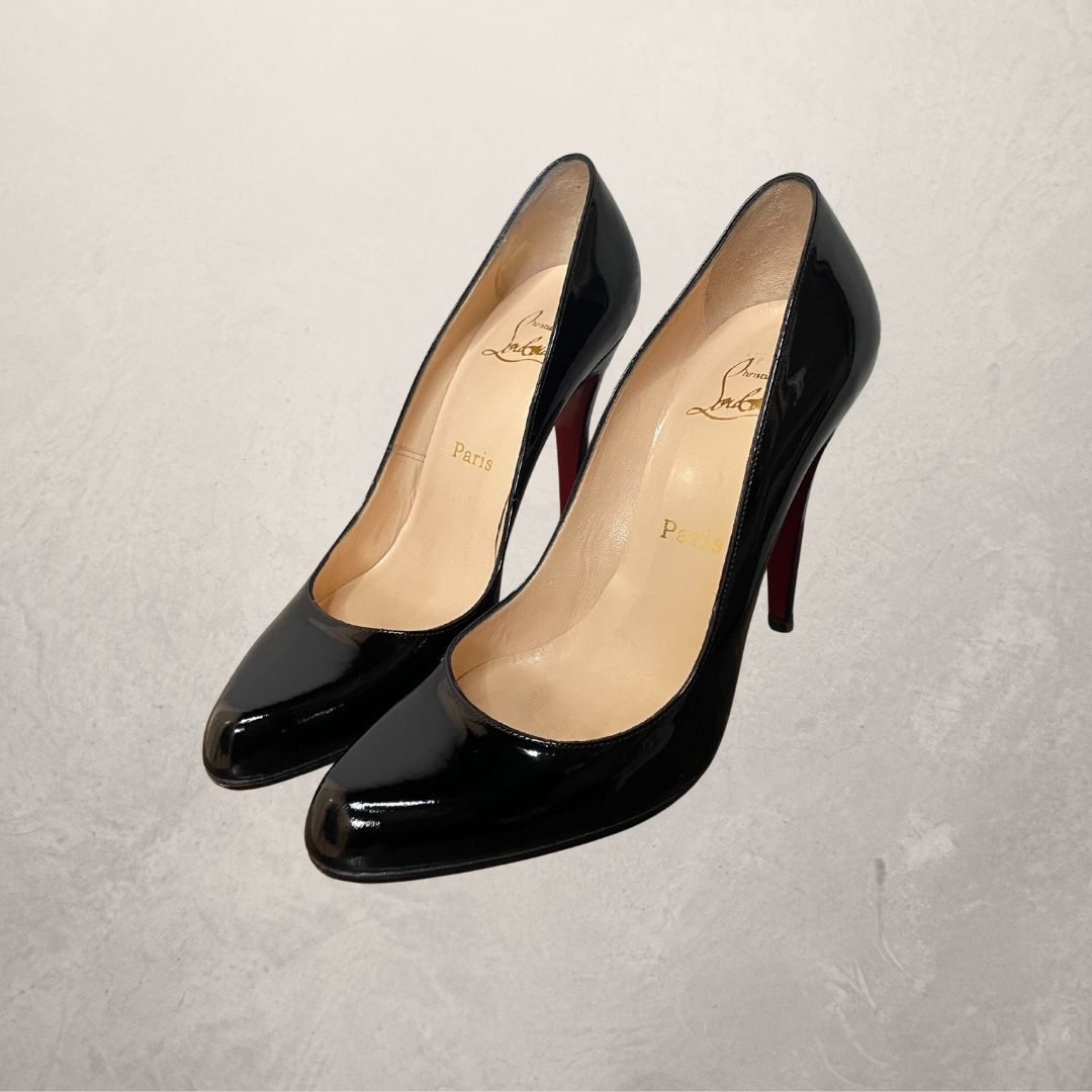 Christian Louboutin decollete black patent heels 38
