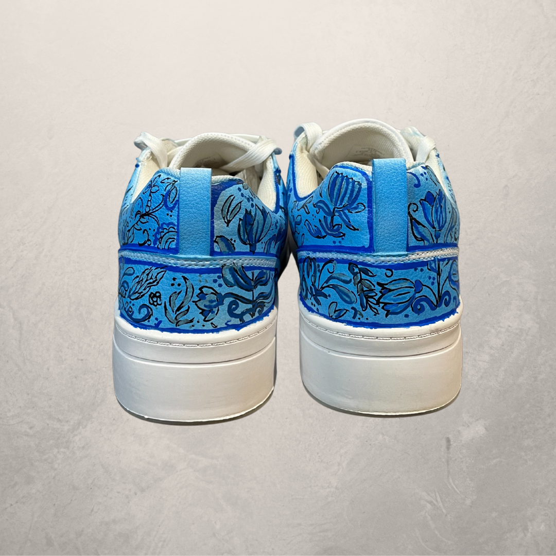 Custom white delft blue painted sneakers 40- by @M.a.r.r.art