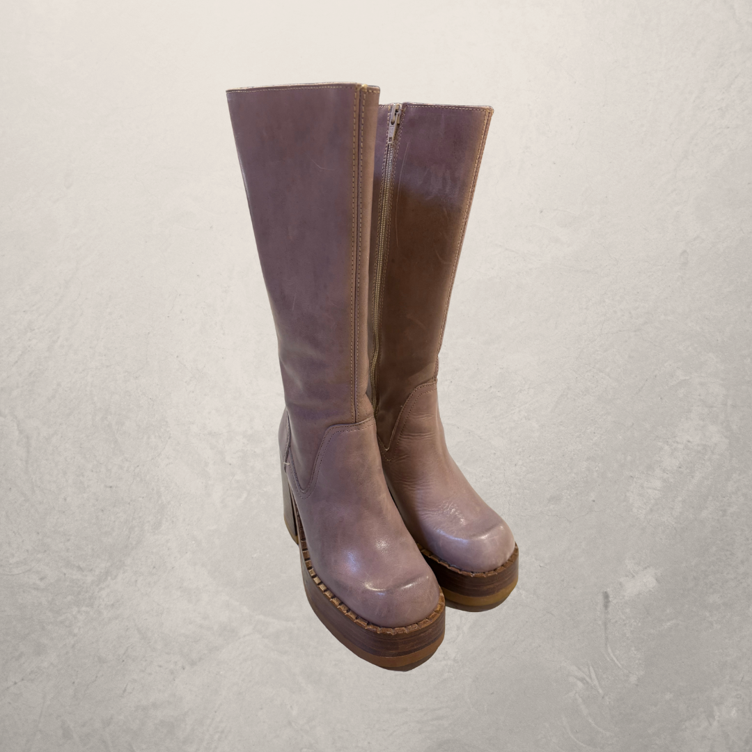 Destroy Taupe Platform Boots 37