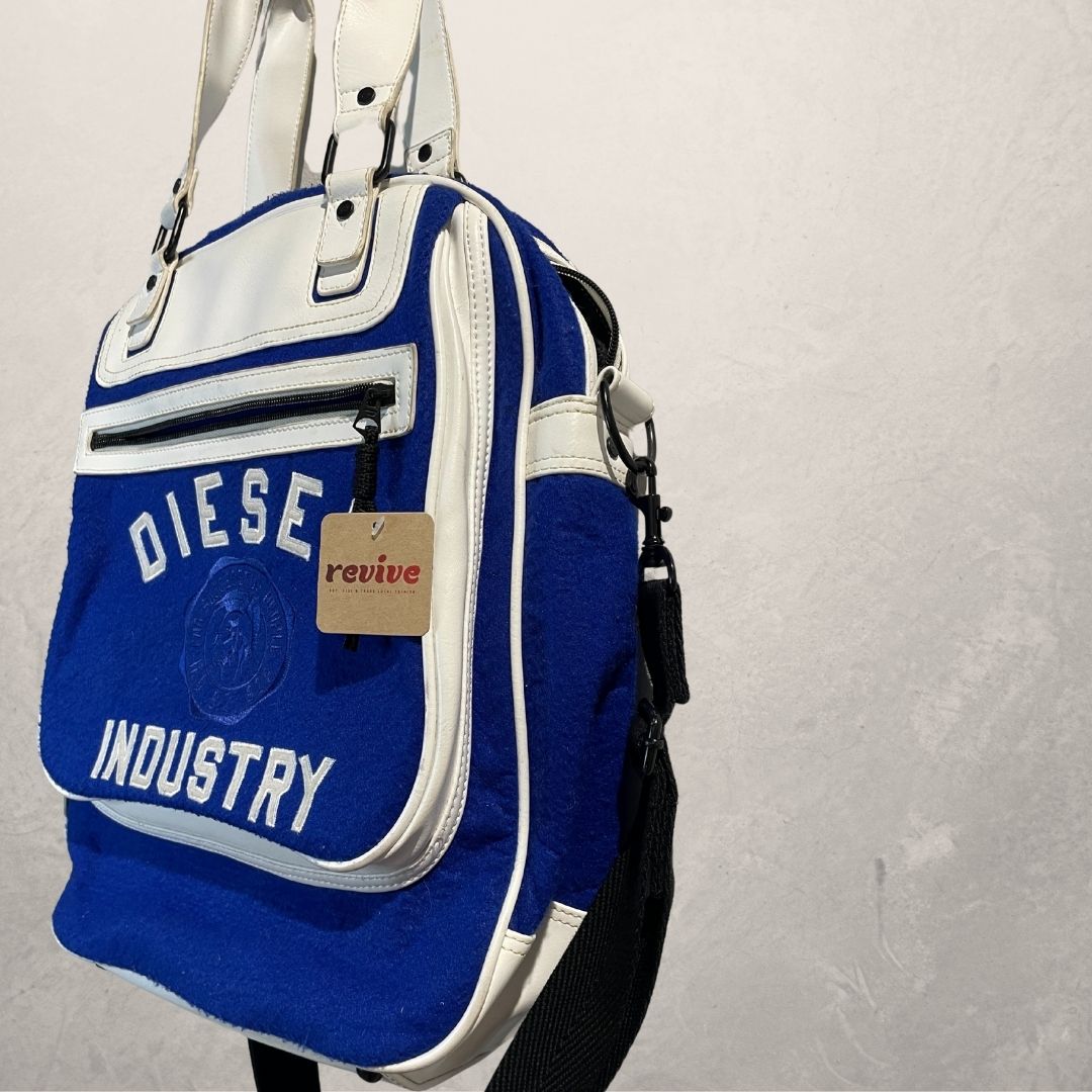 Dieselblauwe witte leren vilten tas OS