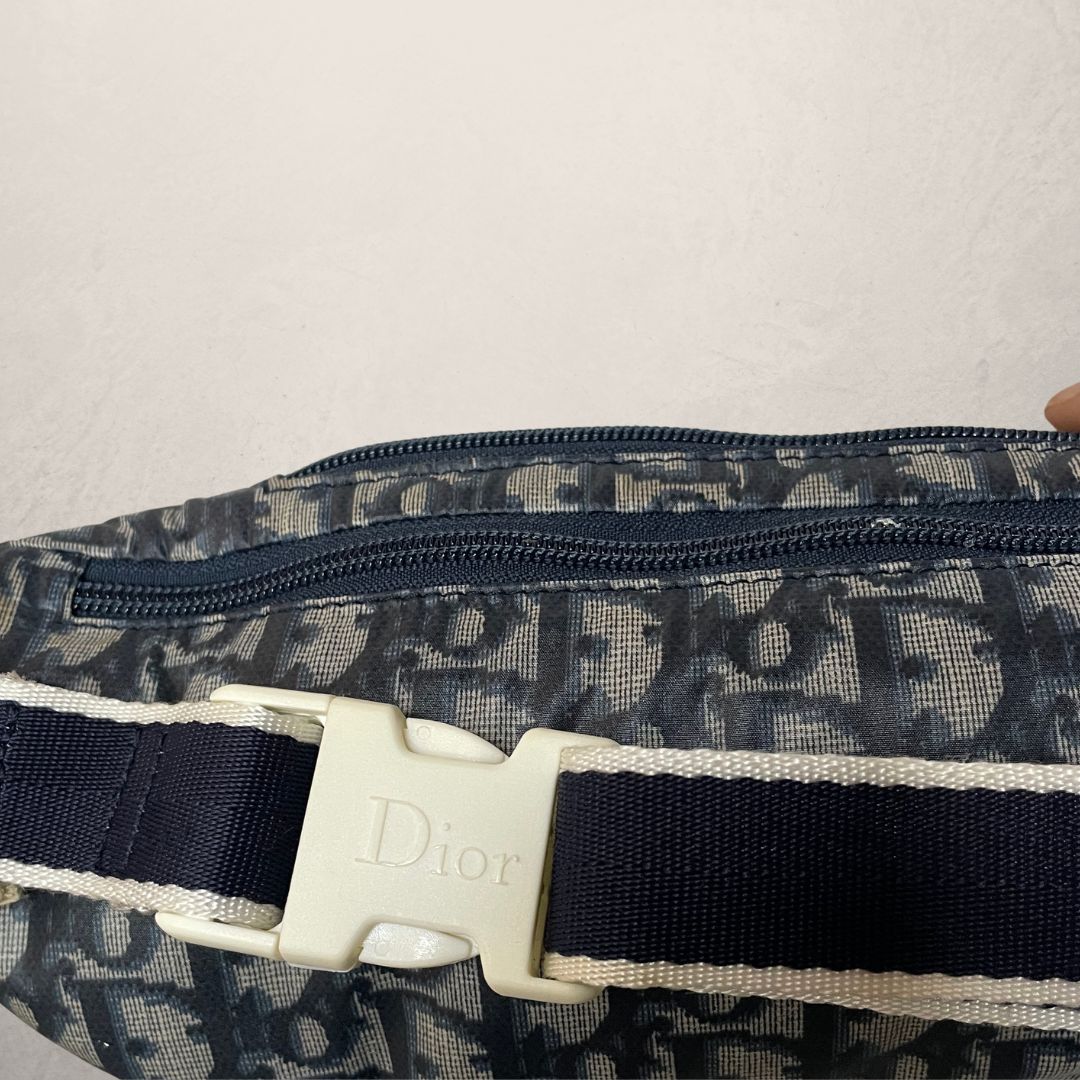 Dior blue oblique belt bag - by Romae Studio