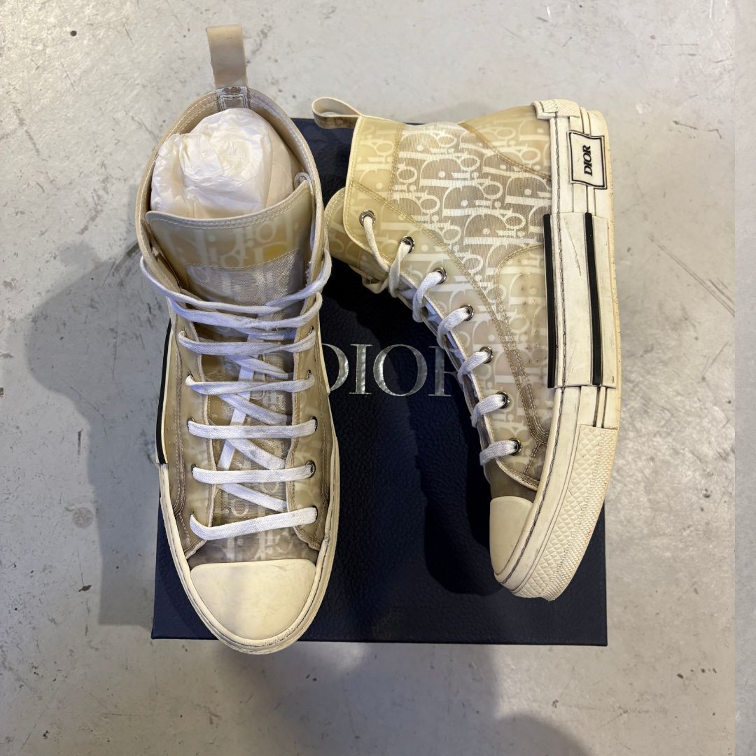 Dior white oblique sneakers 44 (w/box)