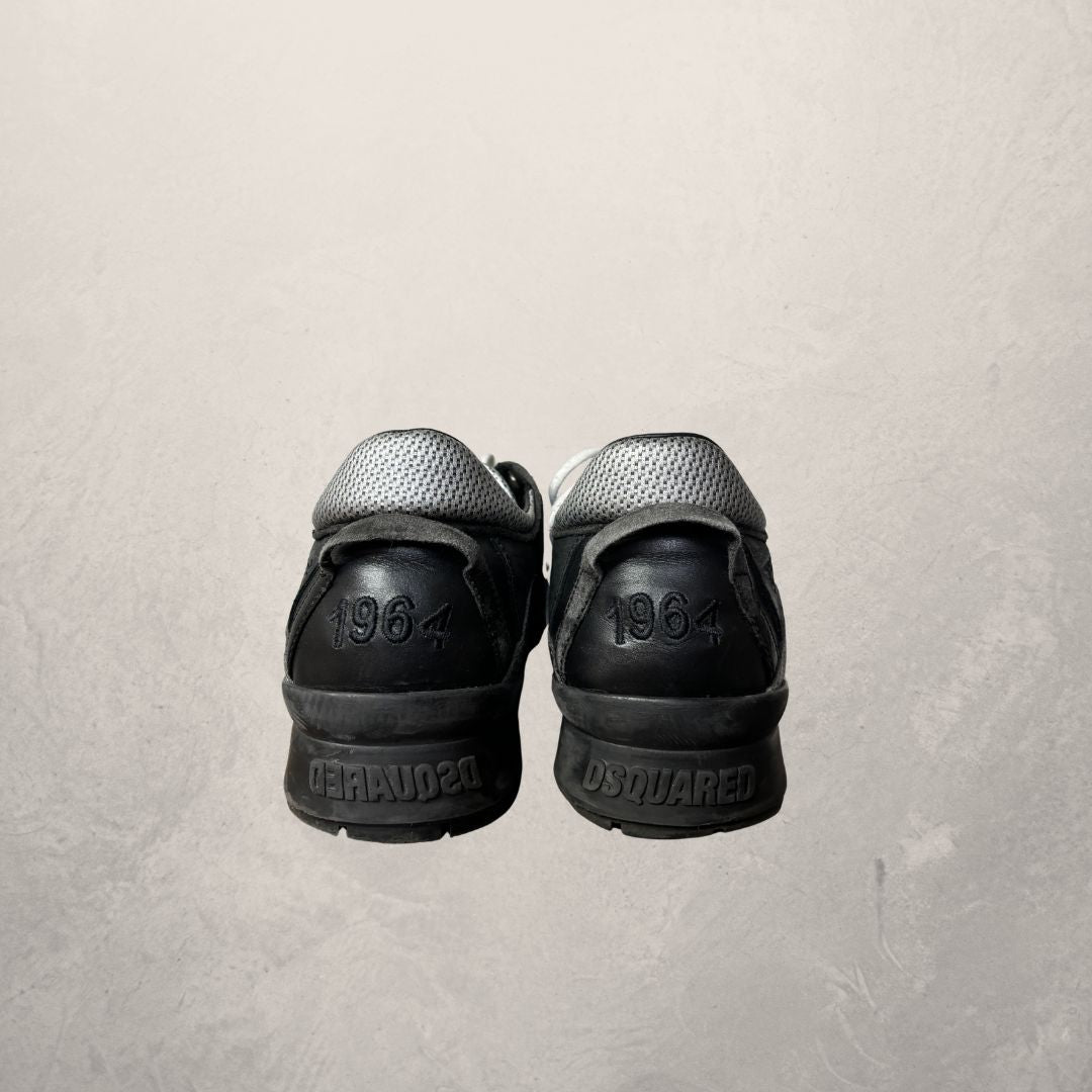 Dsquared2 black/white sneakers 43