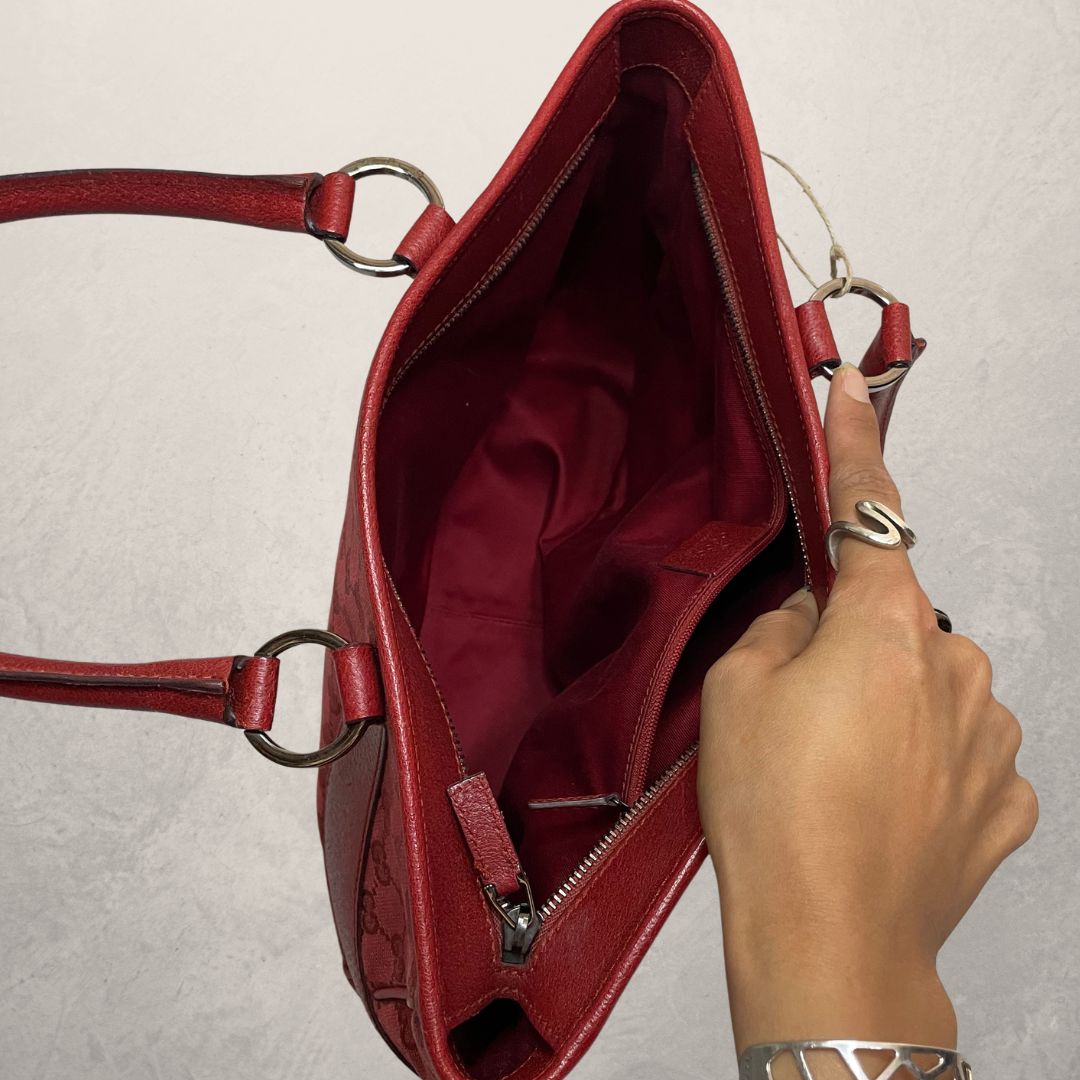 Gucci rode canvas handtas - door Romae Studios