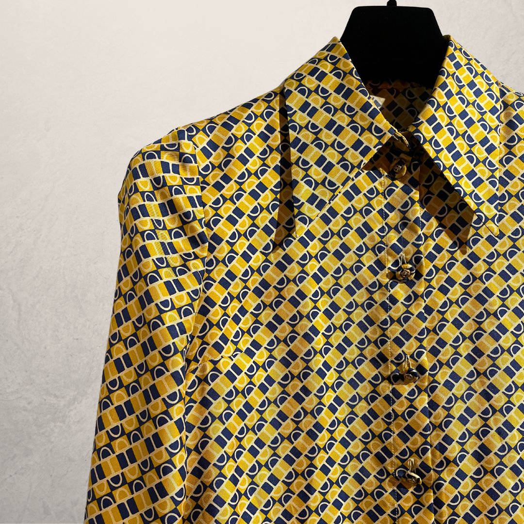 Gucci yellow 100% silk pattern blouse 38