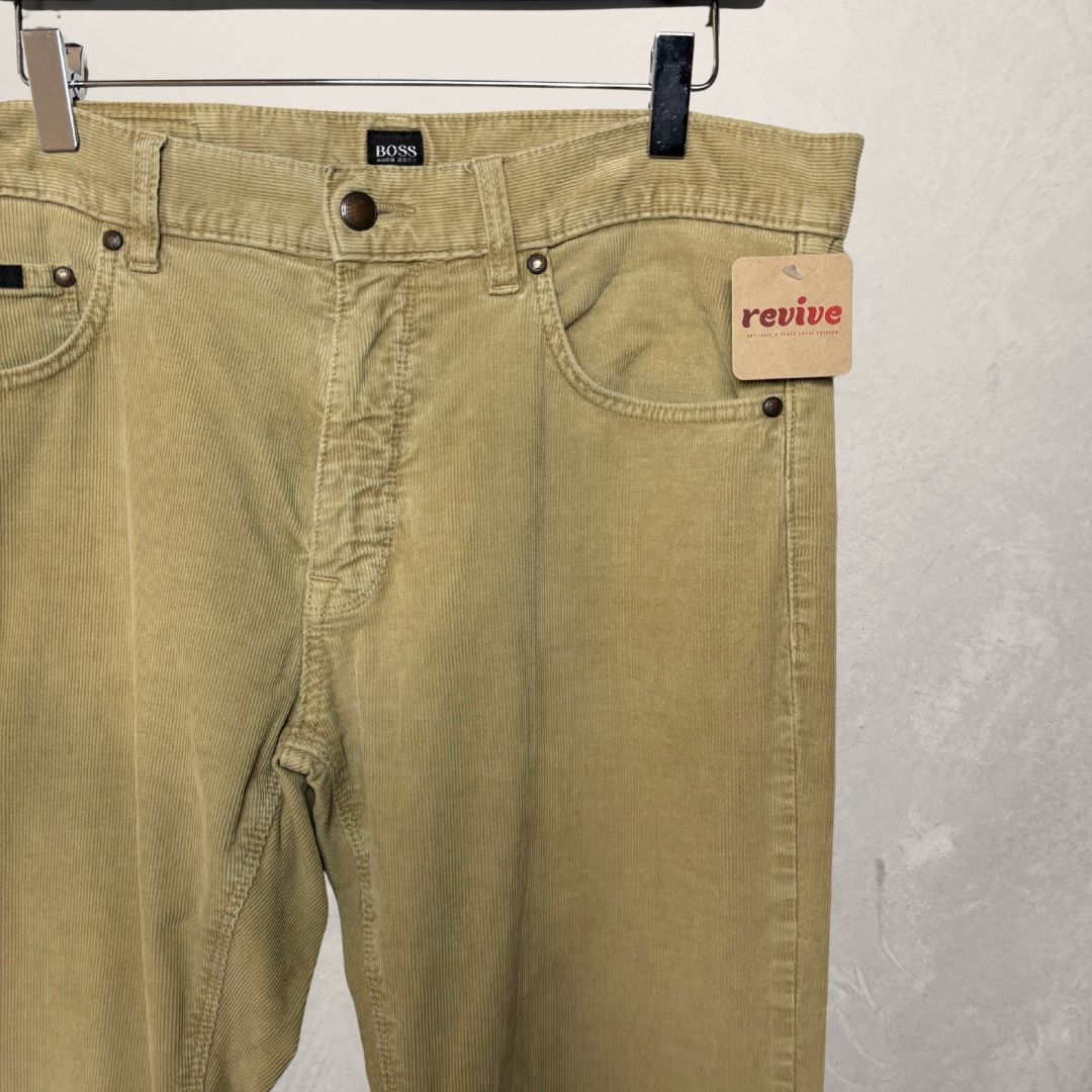 Hugo Boss beige corduroy pants 33