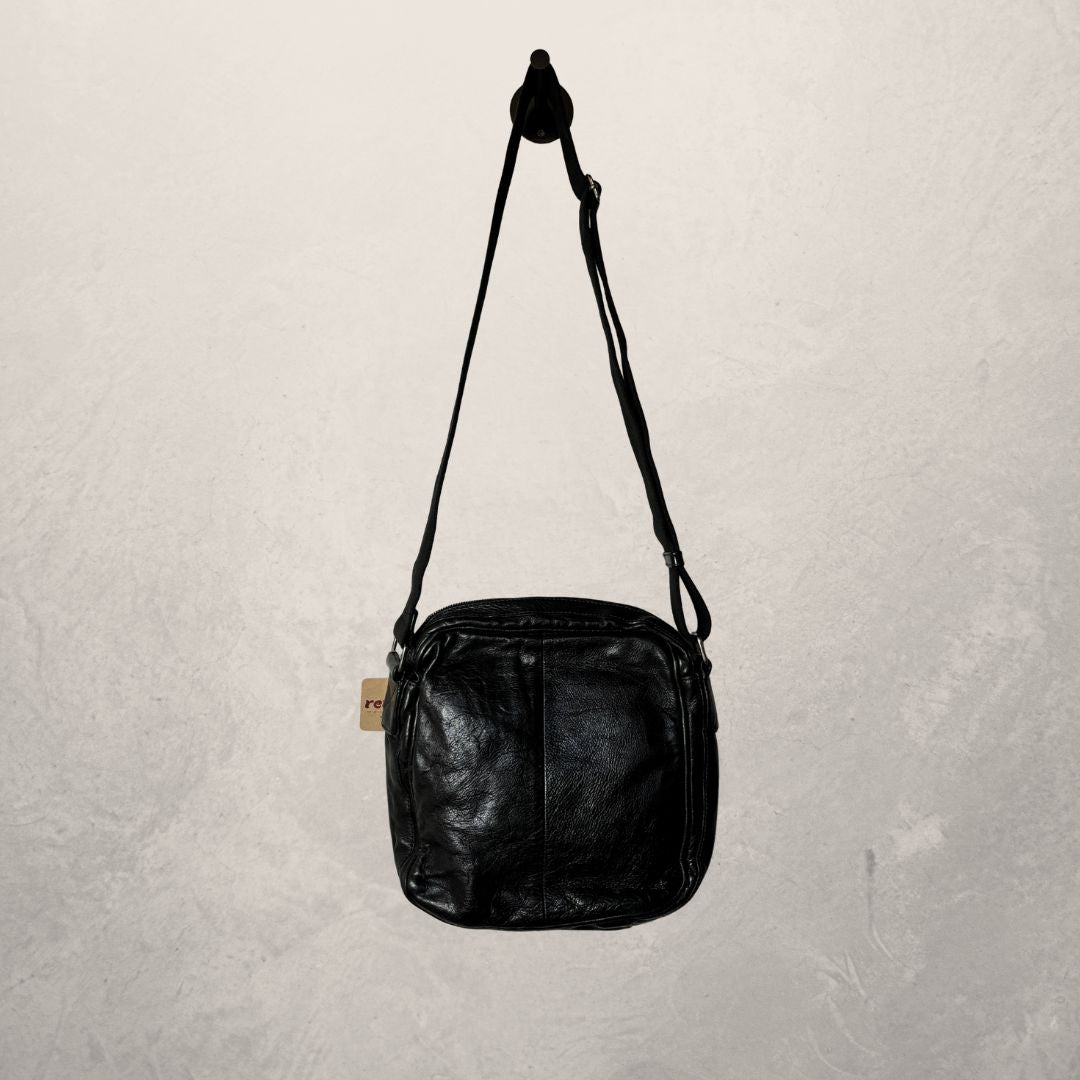 Hugo Boss black leather crossbody bag OS