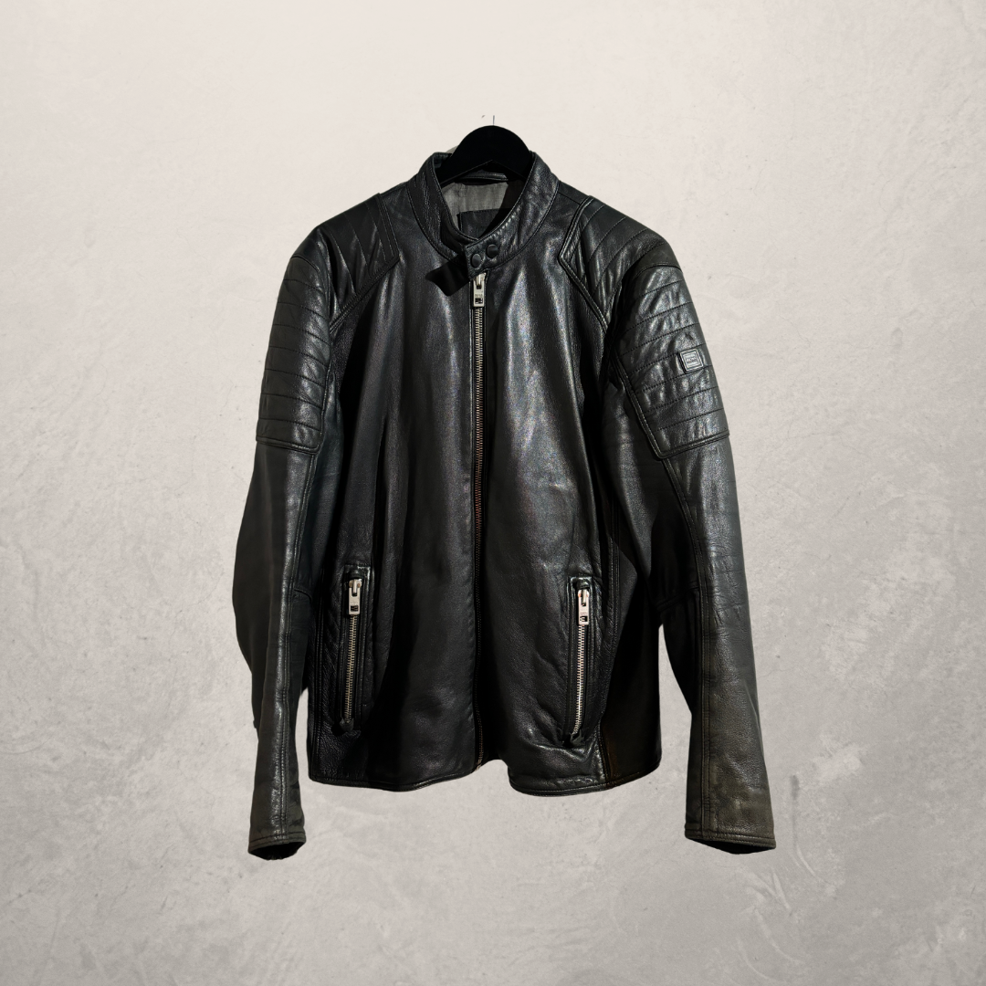 Hugo Boss black leather jacket M/L