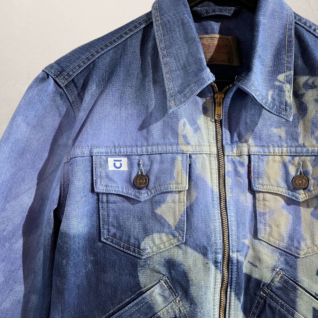 "Kiss" Levis bleekblauw spijkerjack M - van @TheRealClubIndigo