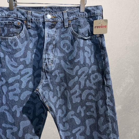 Levi’s 501 blue pattern printed denim jeans 33 x 32