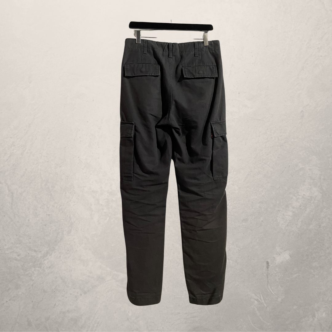 Levis zwarte cargo rechte broek 30/32