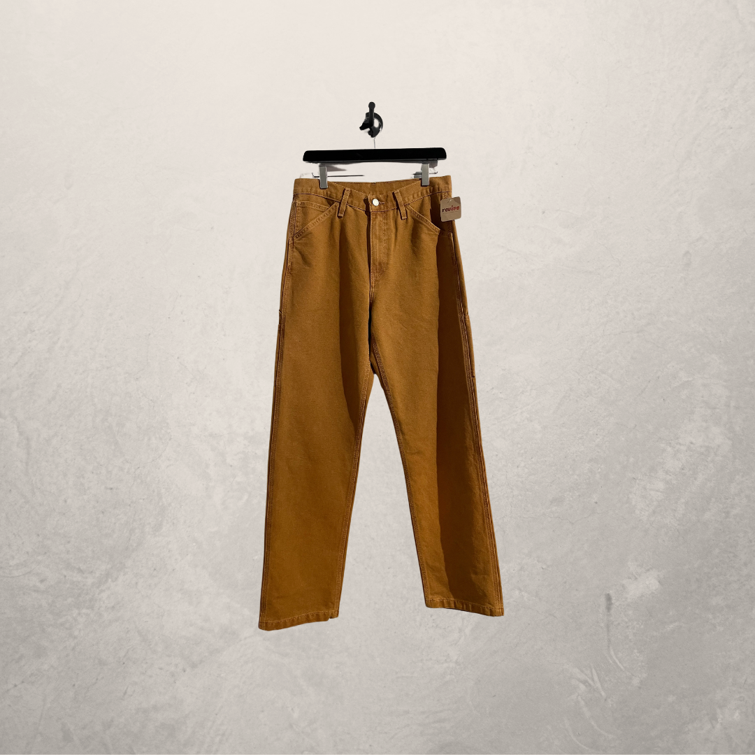 Levis burnt orange stay loose cargo pants 29/32