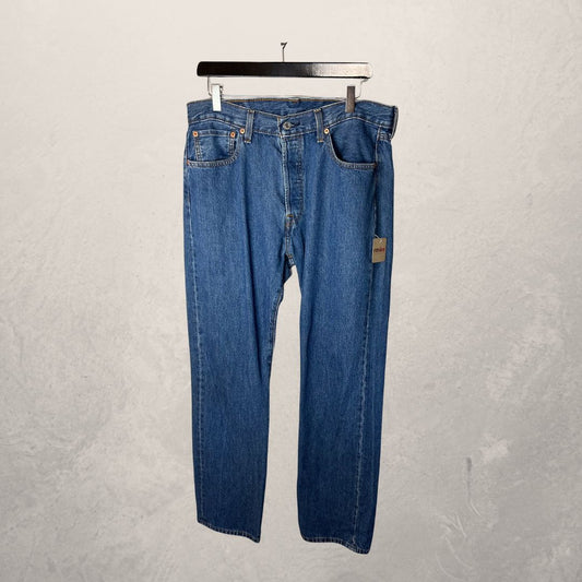 Levis mid blue 501 jeans 33x32