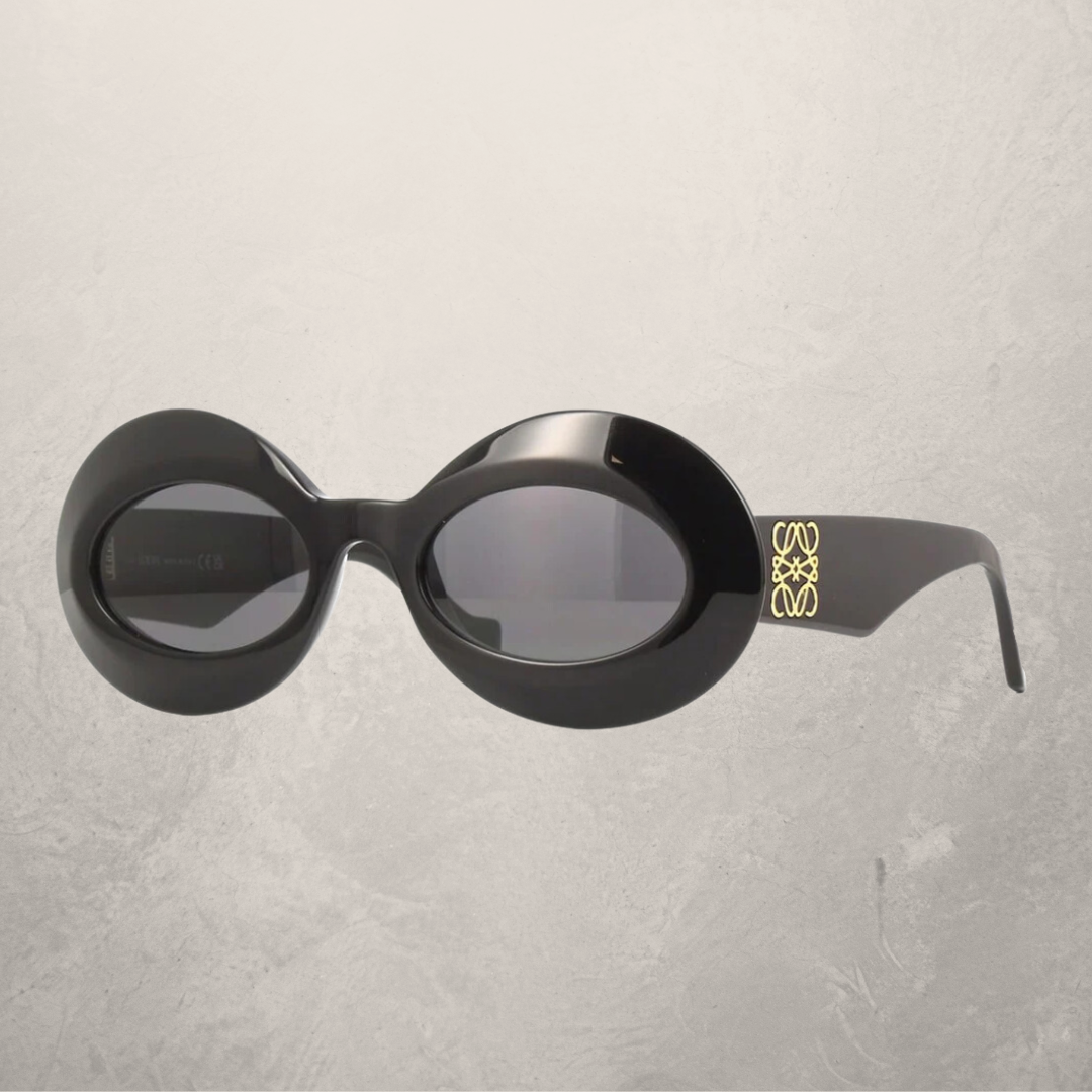 Loewe black LW400911 01A sunglasses as seen on Kendal Jenner