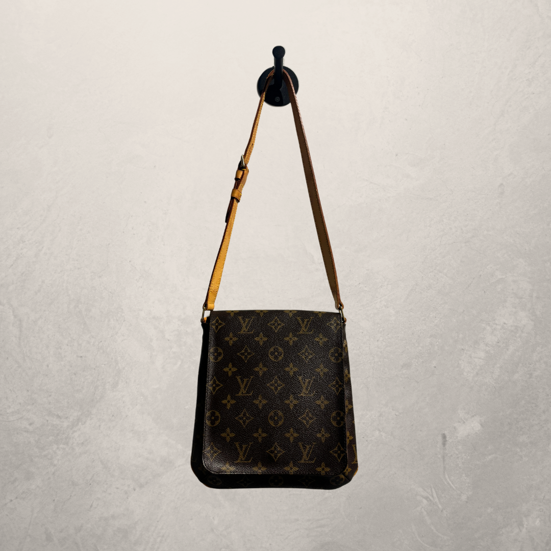 Louis Vuitton Musette Salsa handbag- by RomaeStudios